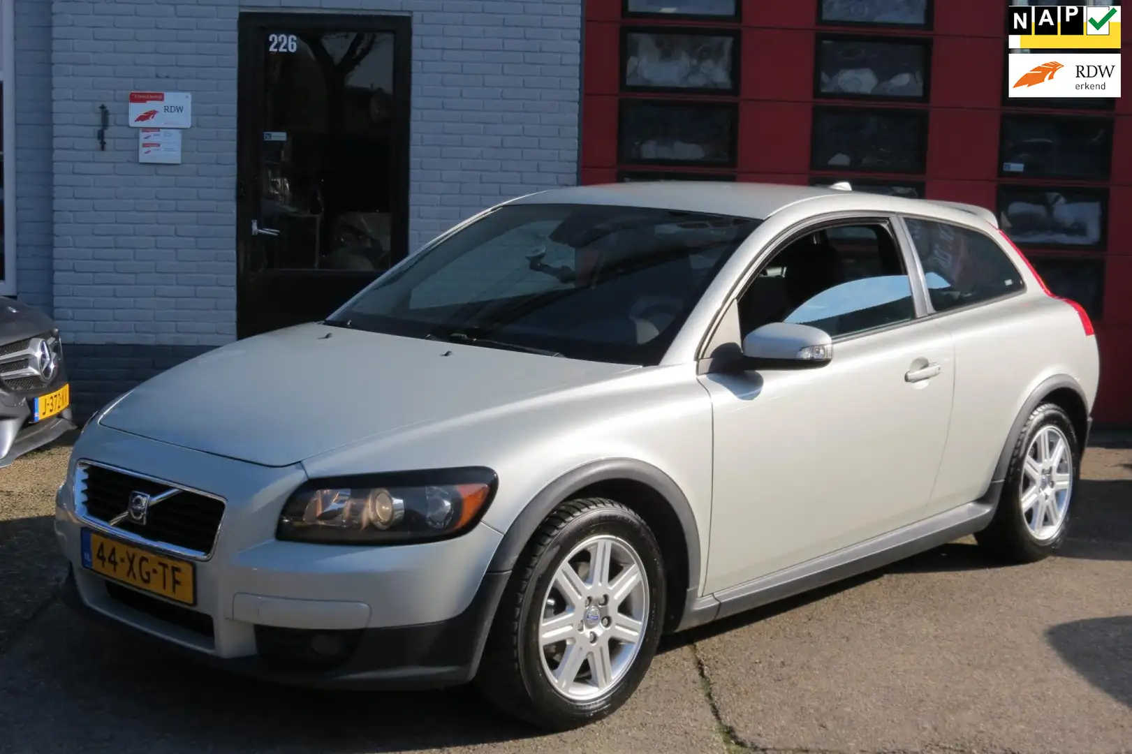 Volvo C30 1.8 Momentum, AIRCO,LM VELG . Bílá - 1