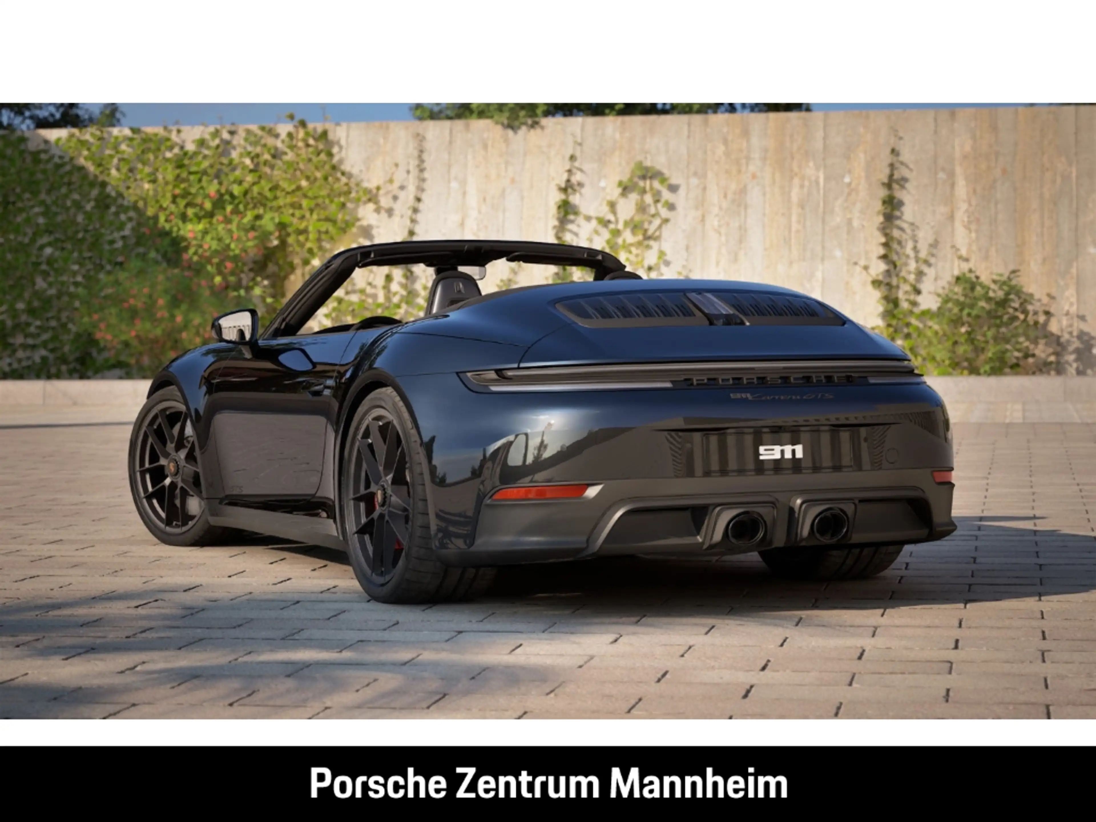 Porsche 992 -2 (911) Carrera GTS Cabriolet — photo 3