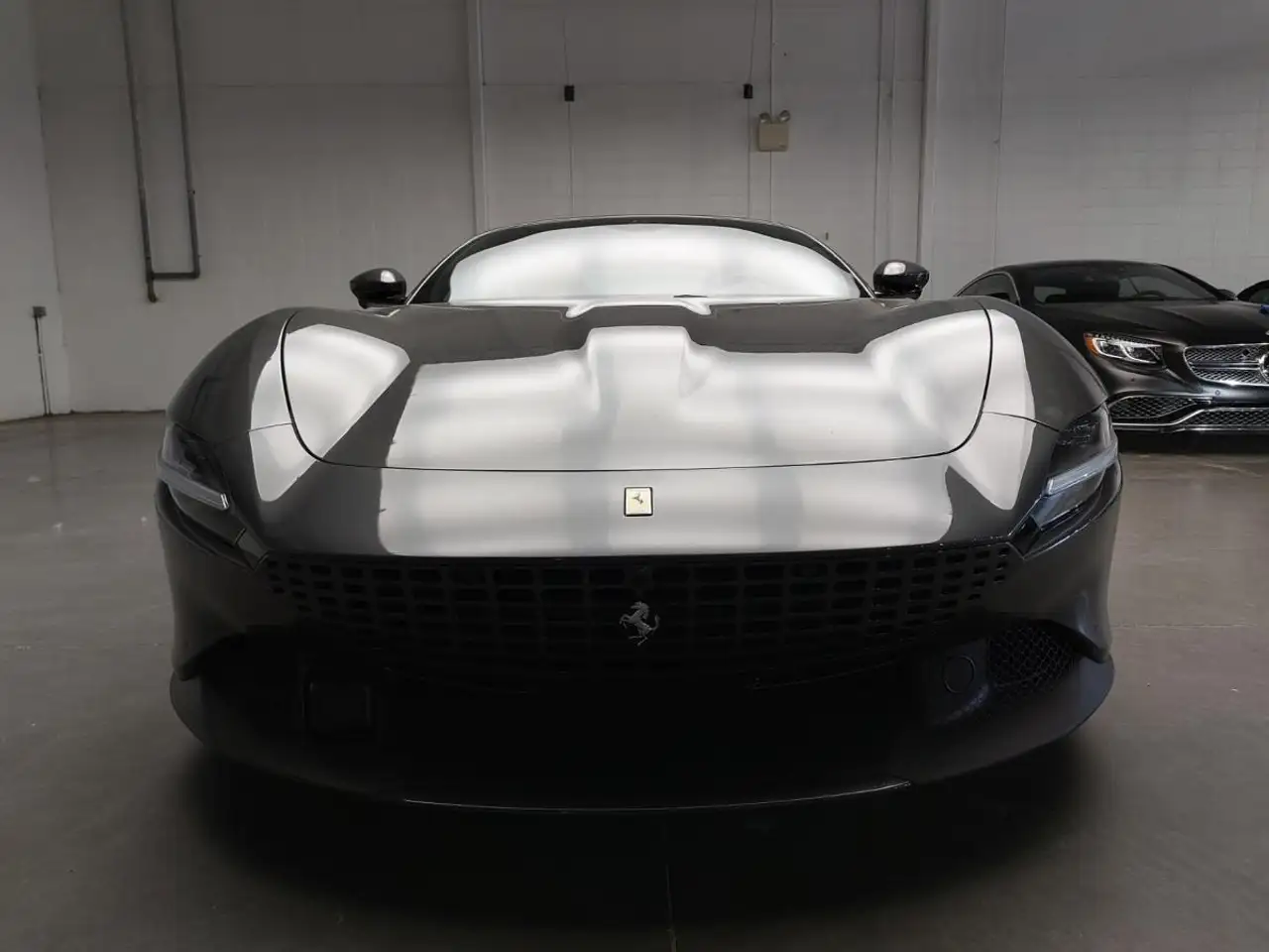 Ferrari Roma снимка Ferrari Roma