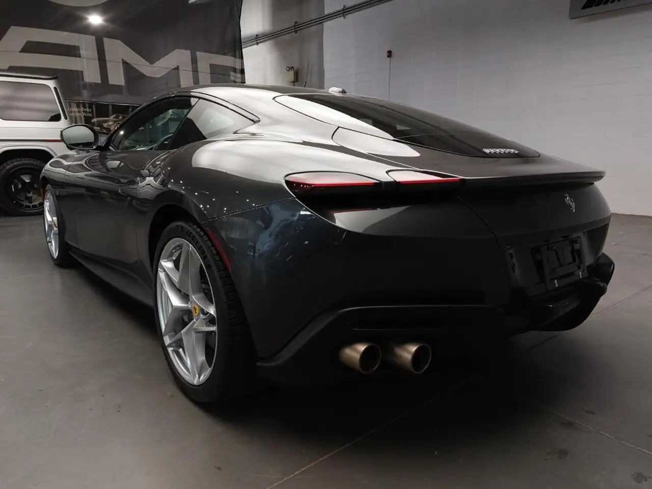 Ferrari Roma снимка Ferrari Roma