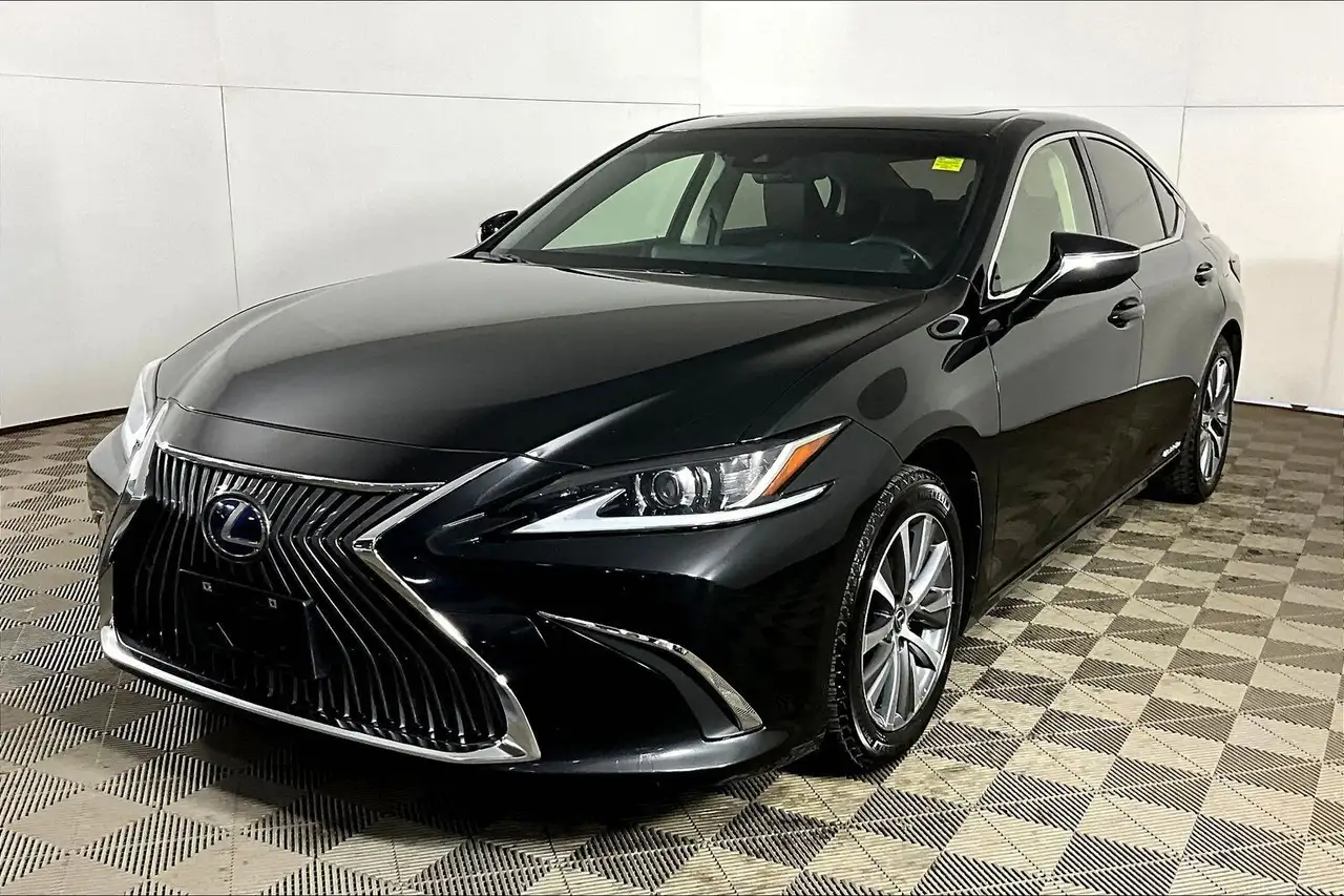 2019 Lexus ES