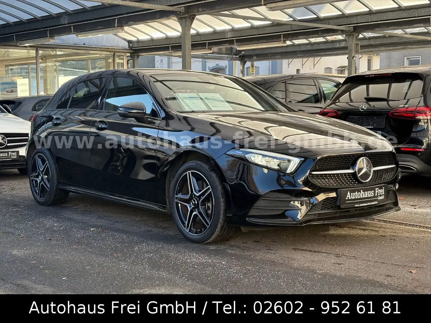 Mercedes-Benz A 250 e Edition 2x AMG*AMBIENTE*LED*MB100!*CARPL Noir - 1