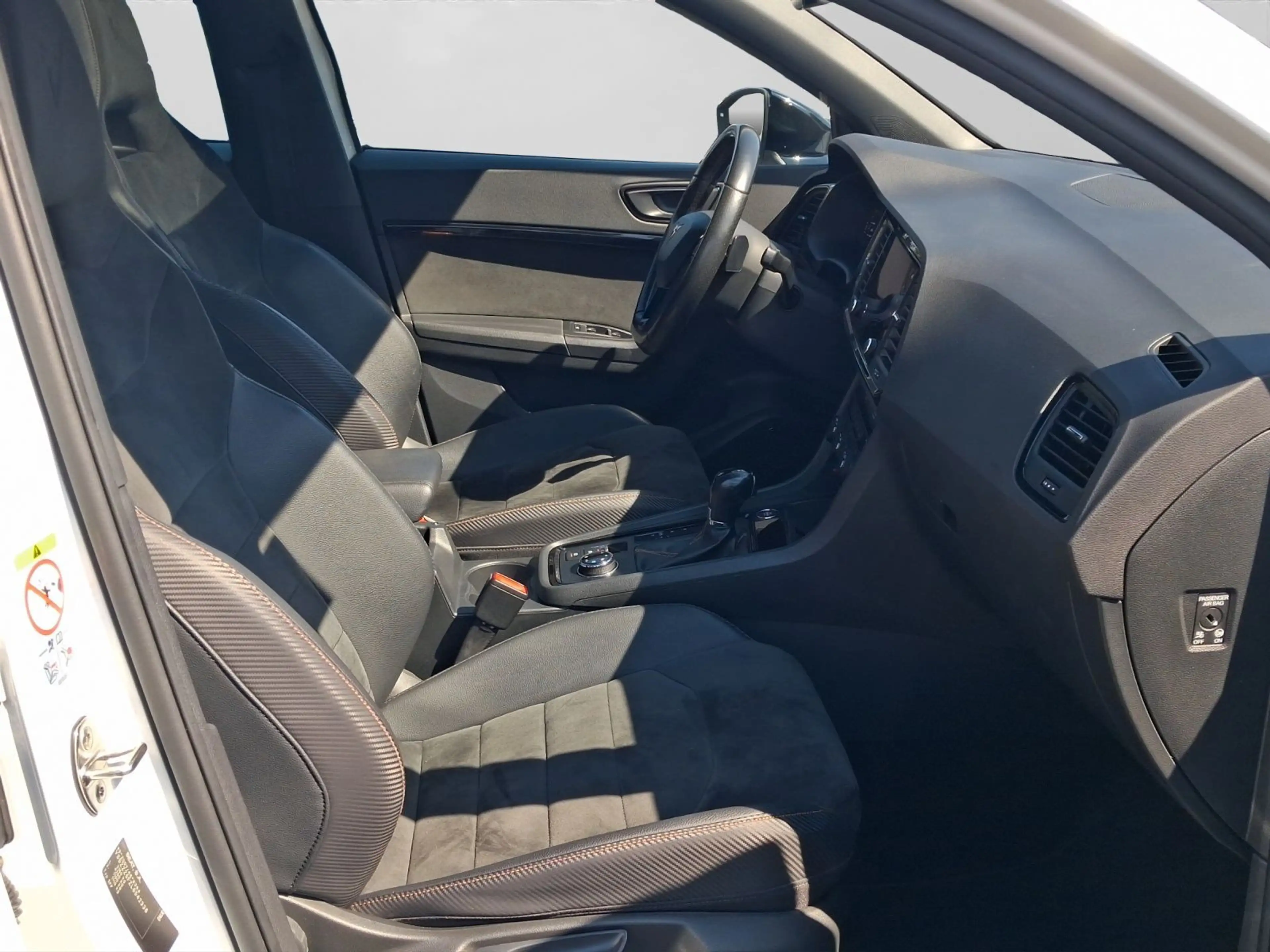 SEAT Ateca 2.0 TSI DSG 4D AHK PANO BEATS eKLAPPE — photo 4