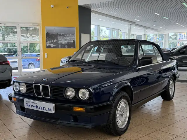 BMW 318 i E30 Cabrio Top-Zustand