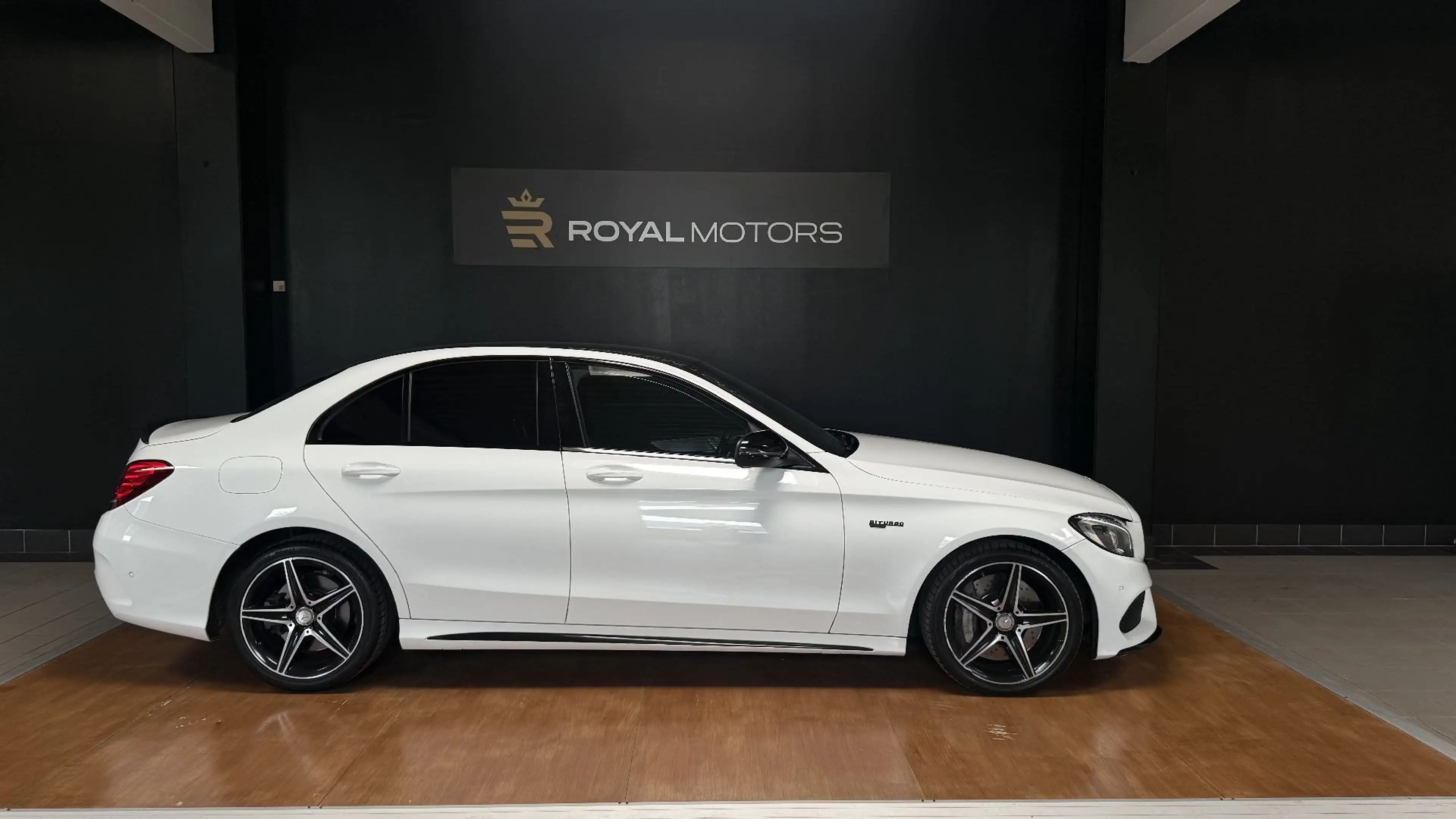 Mercedes-Benz C 43 AMG AMG C 43 4Matic — photo 3