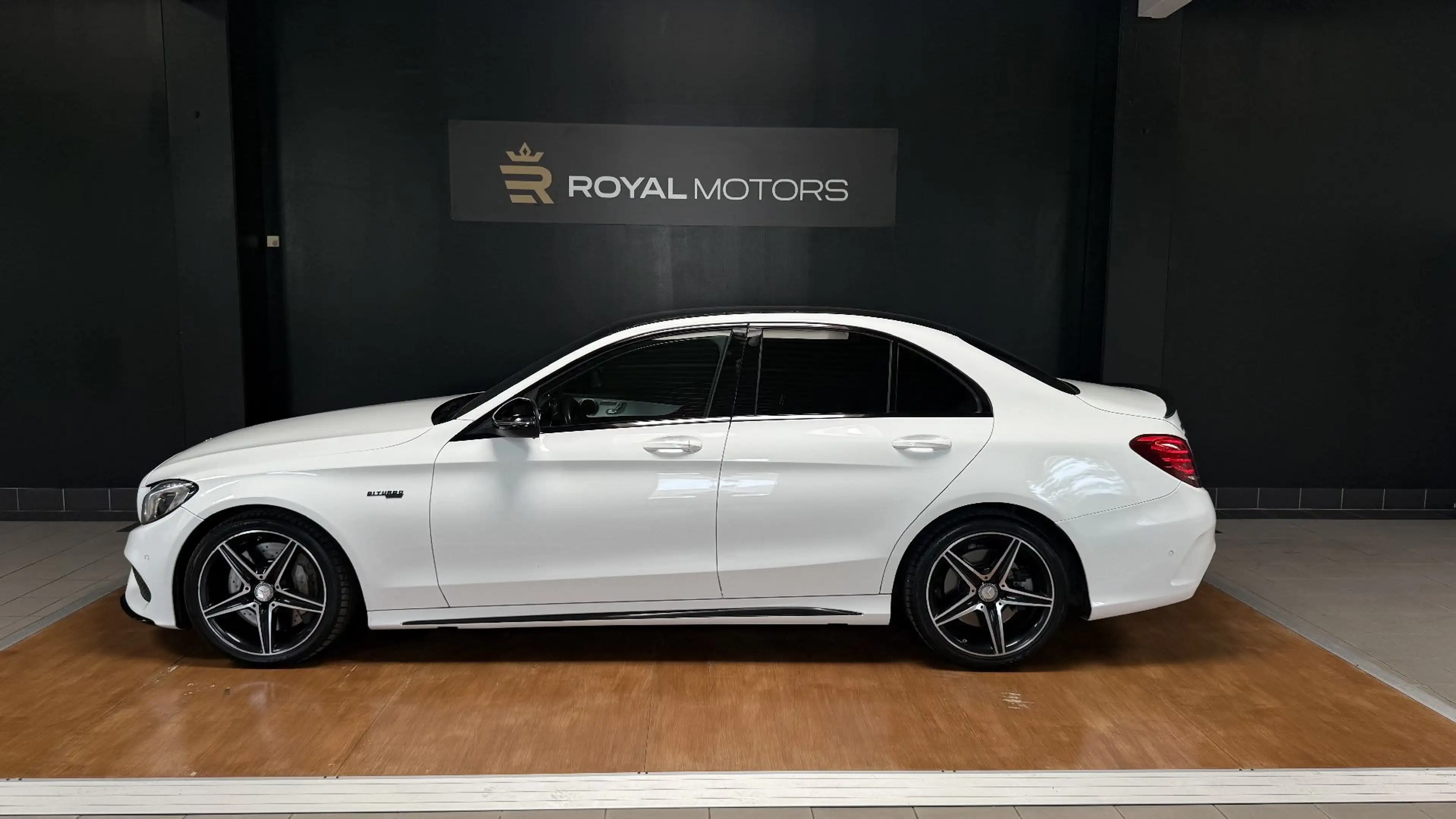 Mercedes-Benz C 43 AMG AMG C 43 4Matic — photo 10