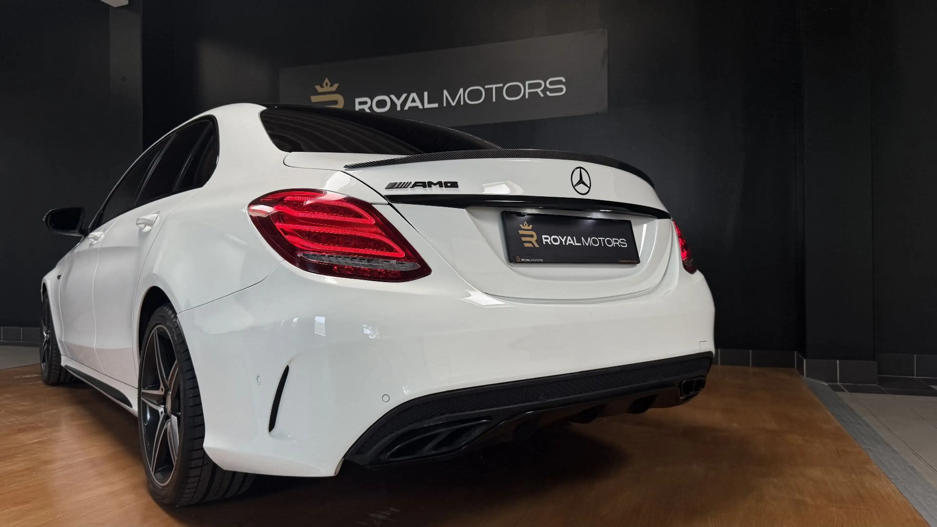 Mercedes-Benz C 43 AMG AMG C 43 4Matic — photo 11