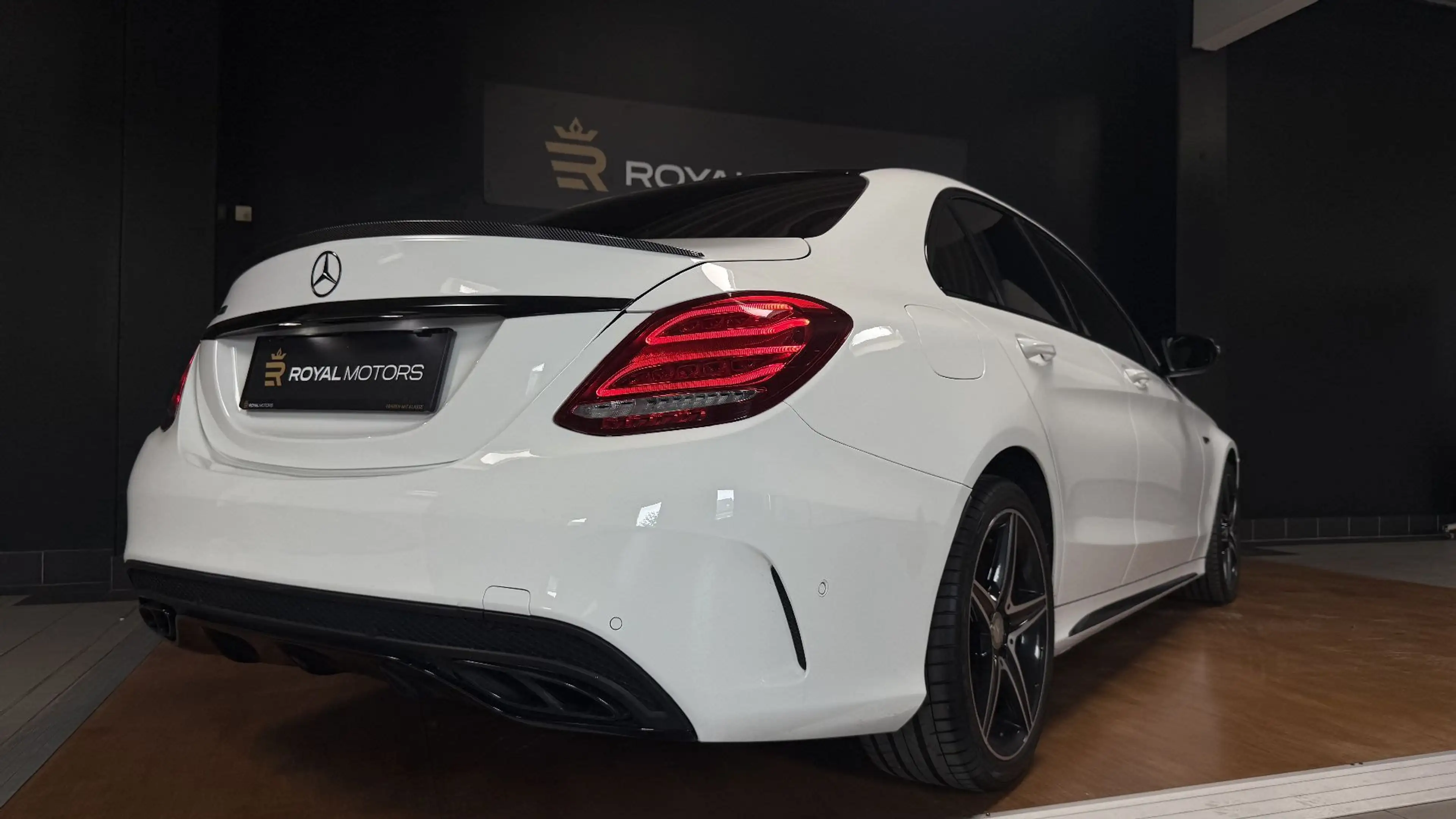 Mercedes-Benz C 43 AMG AMG C 43 4Matic — photo 6
