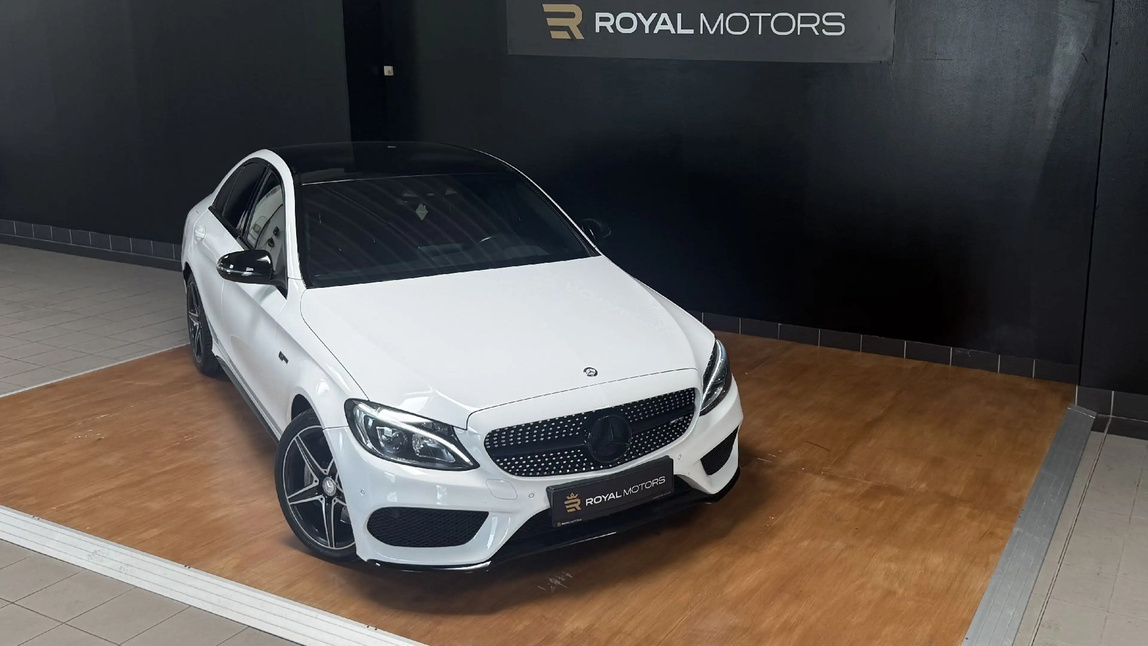 Mercedes-Benz C 43 AMG AMG C 43 4Matic — photo 2