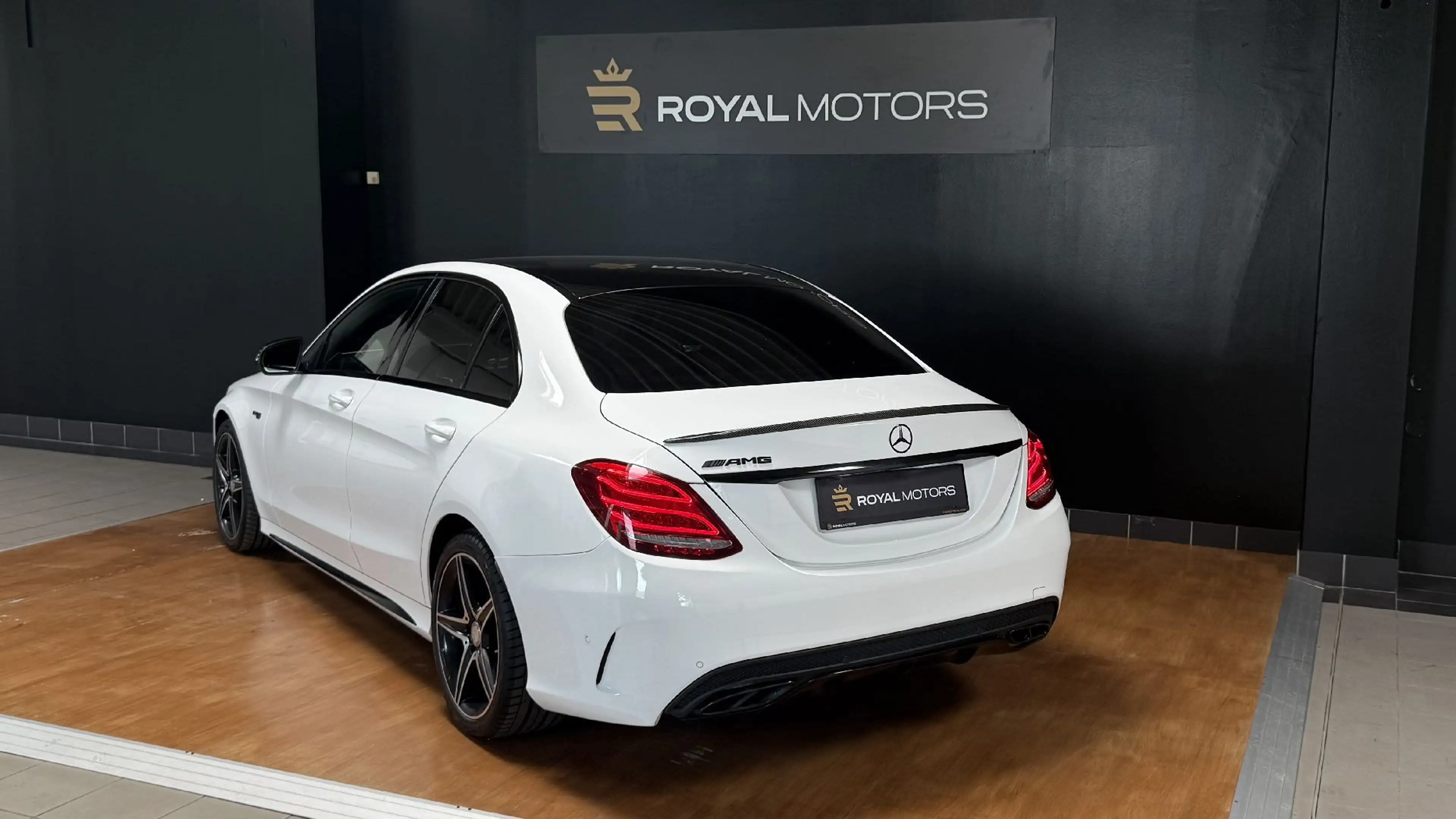 Mercedes-Benz C 43 AMG AMG C 43 4Matic — photo 9