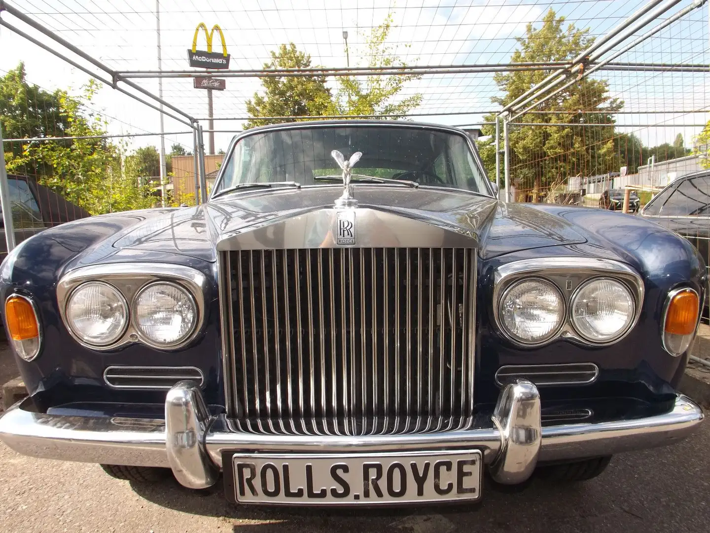 Rolls-Royce Silver Shadow - britische Eleganz, sogar in LHD! - 2