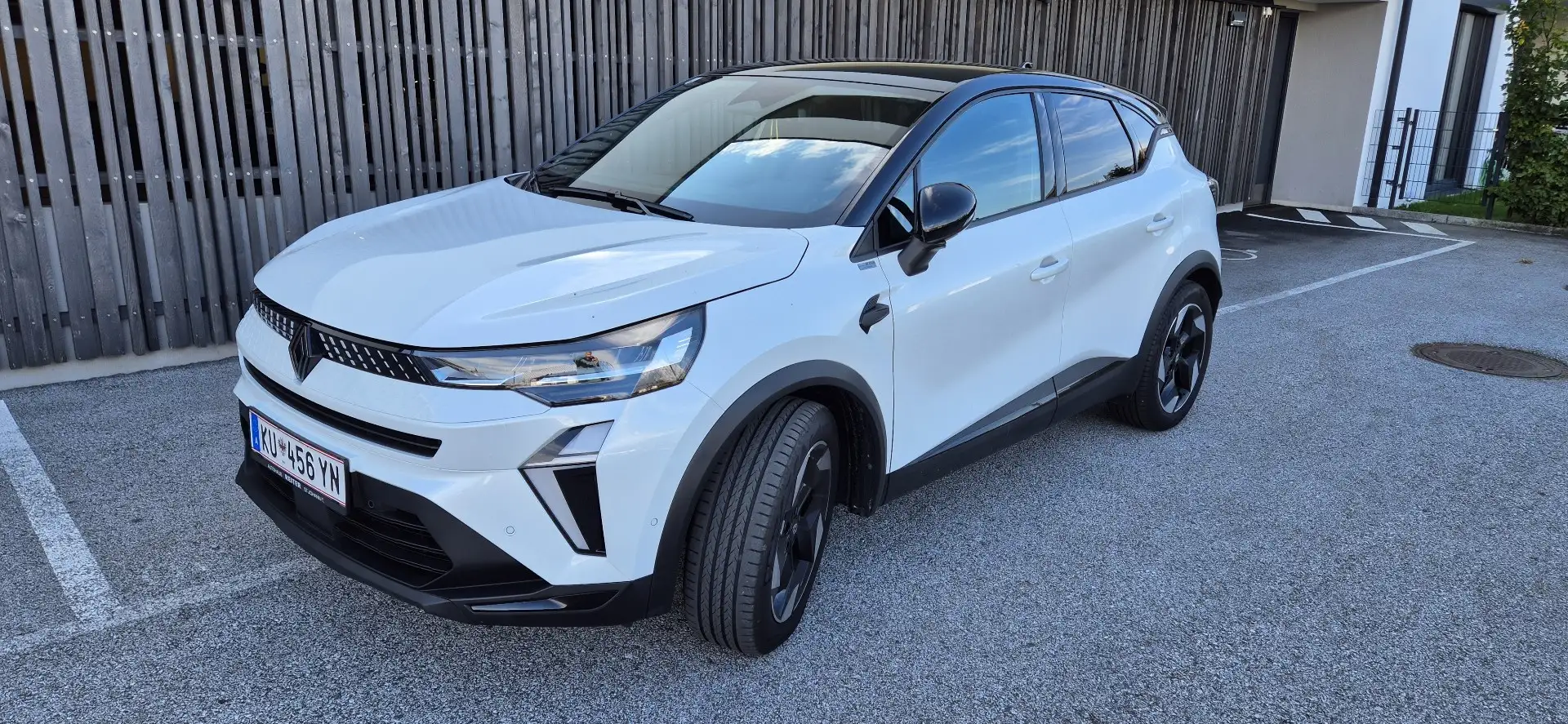 Renault Captur TCe 90 Techno Weiß - 2