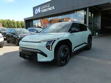 Long Range 81KWh 204pk GT Line Stock (46682)