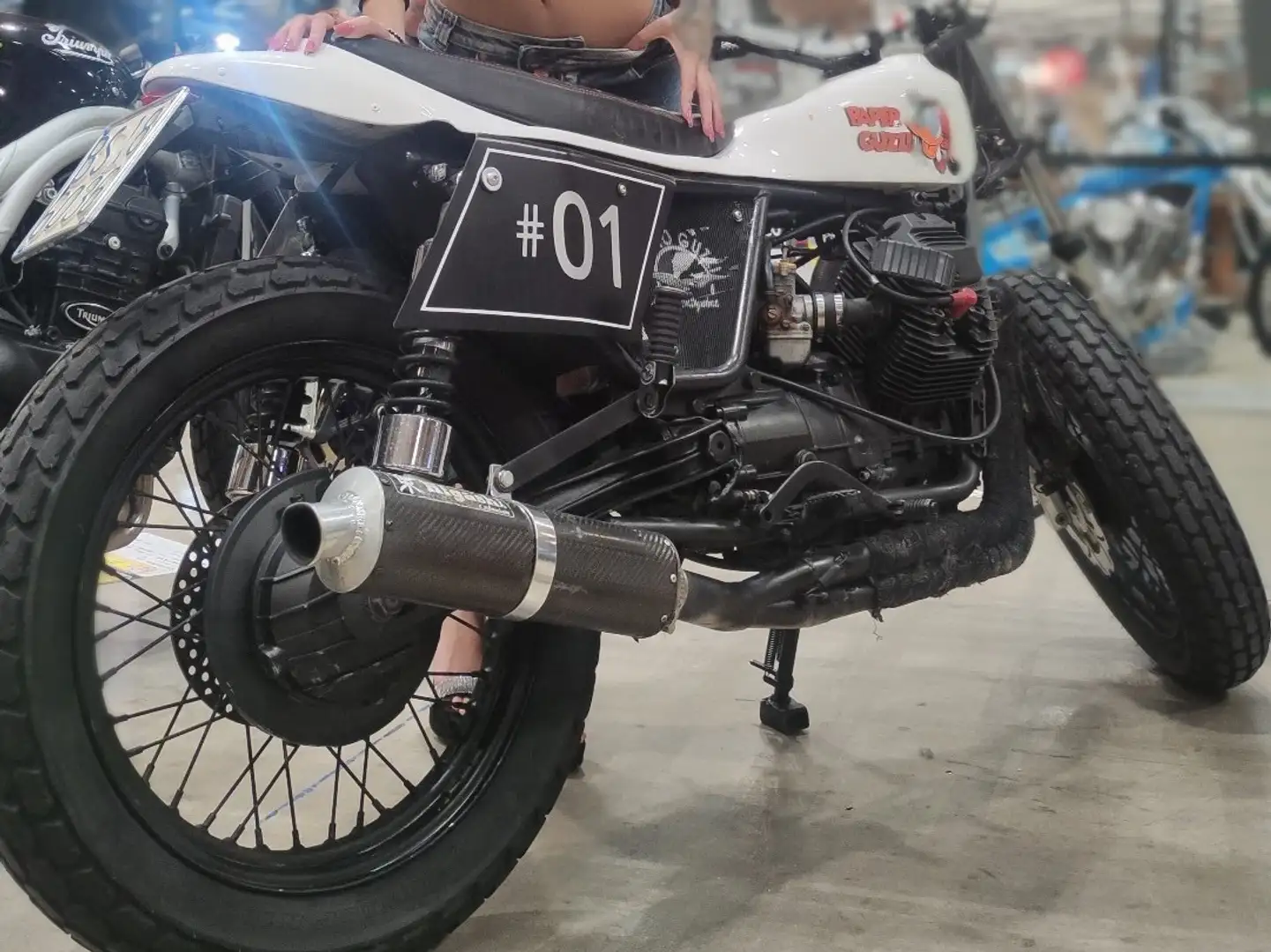 Moto Guzzi V 50 flat track Bianco - 2