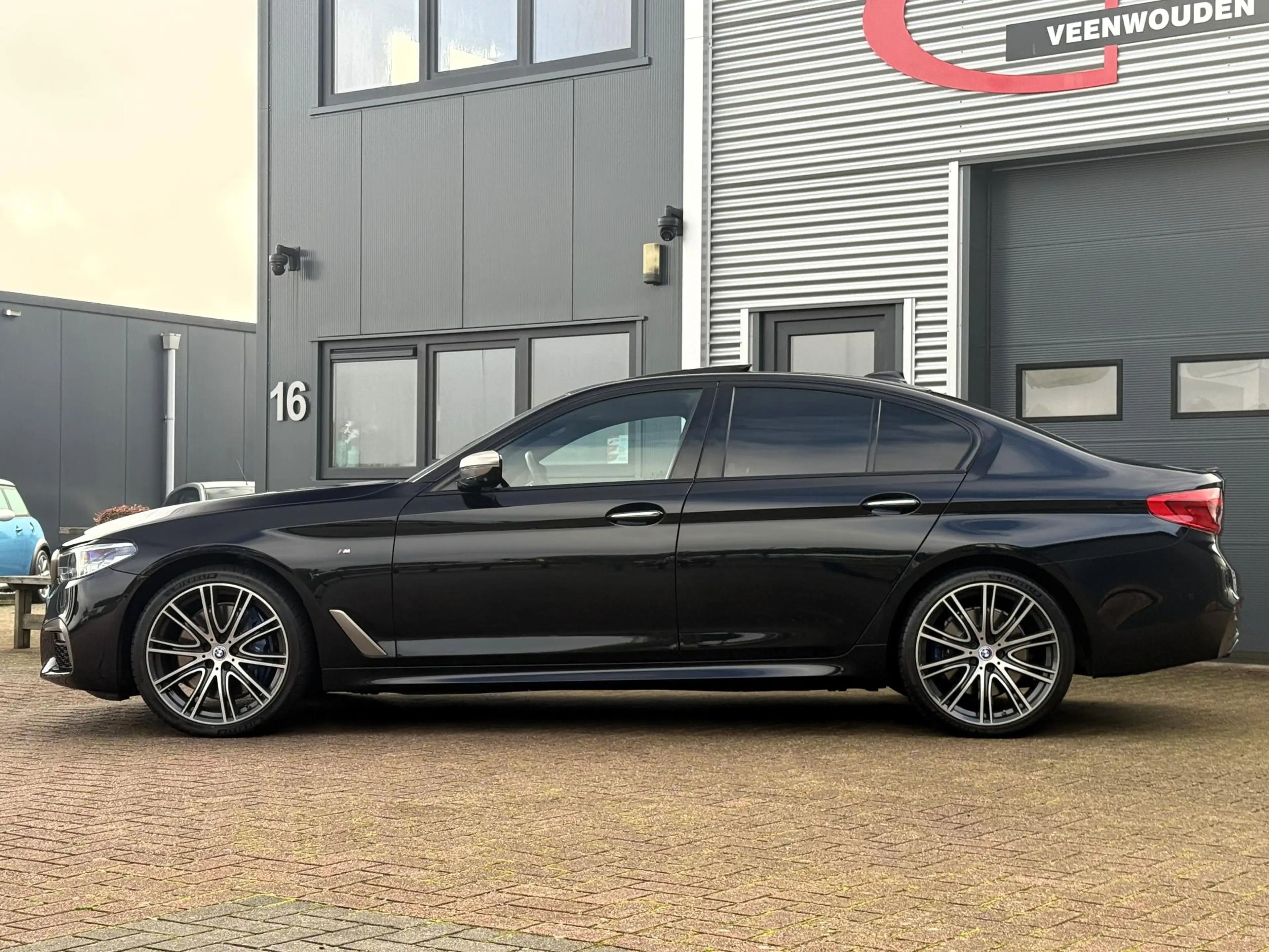 BMW 540 5-serie 540d xDrive High Executive / NL-auto / 2de — photo 4