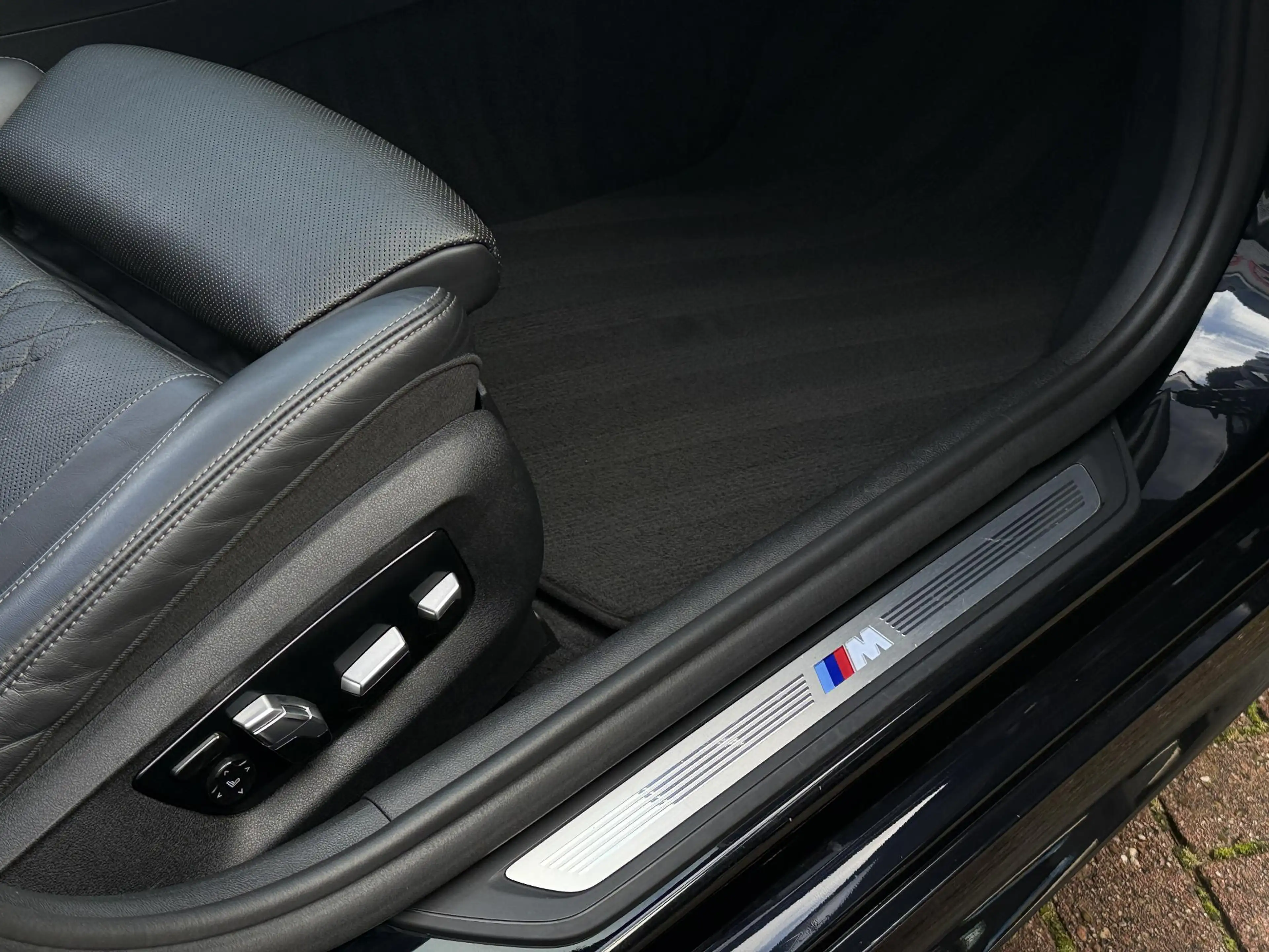 BMW 540 5-serie 540d xDrive High Executive / NL-auto / 2de — photo 11