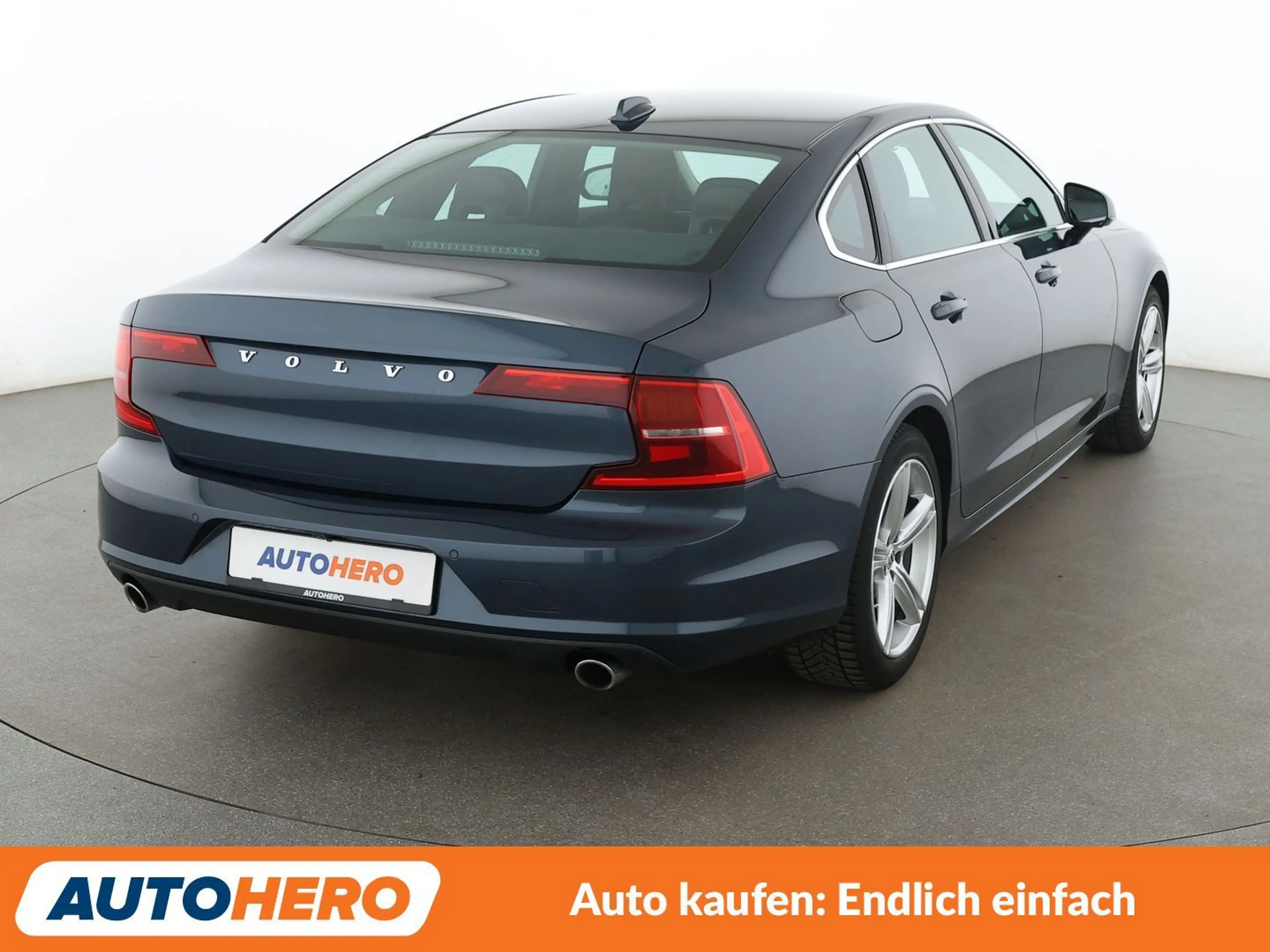 Volvo S90 2.0 D4 Momentum Aut.*NAVI*LED*ACC*CAM*PDC*SHZ* — photo 6