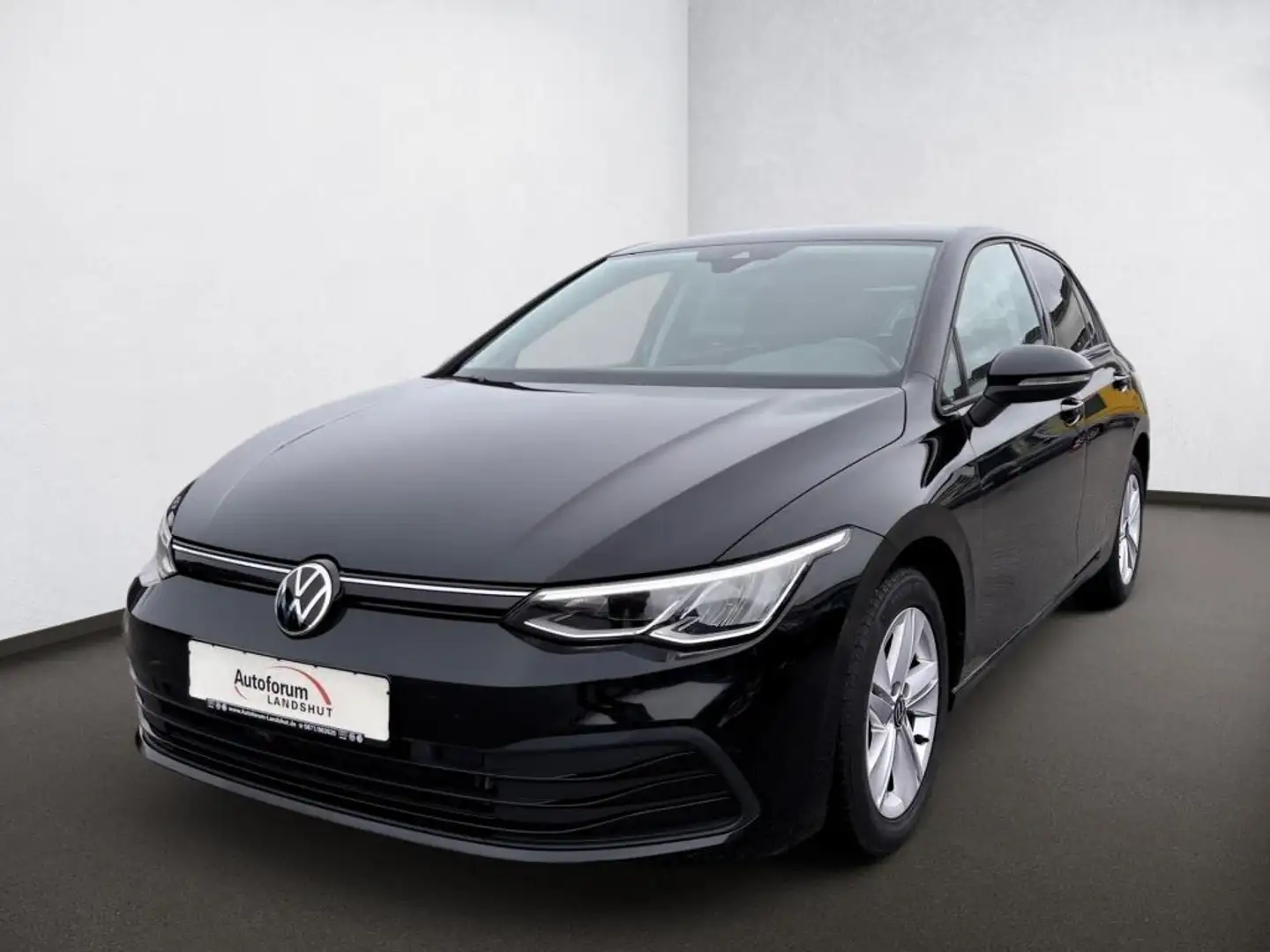 Volkswagen Golf VIII 2.0 TDI Life LED/NAVI/ACC/WINTER-PAKET Negro - 2