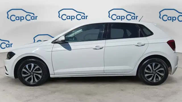 Volkswagen Polo view 2