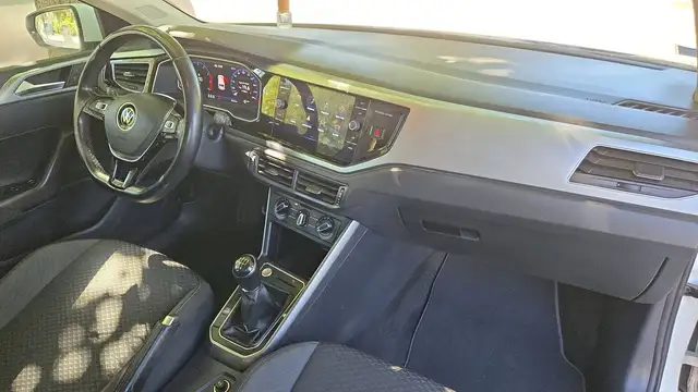 Volkswagen Polo view 10