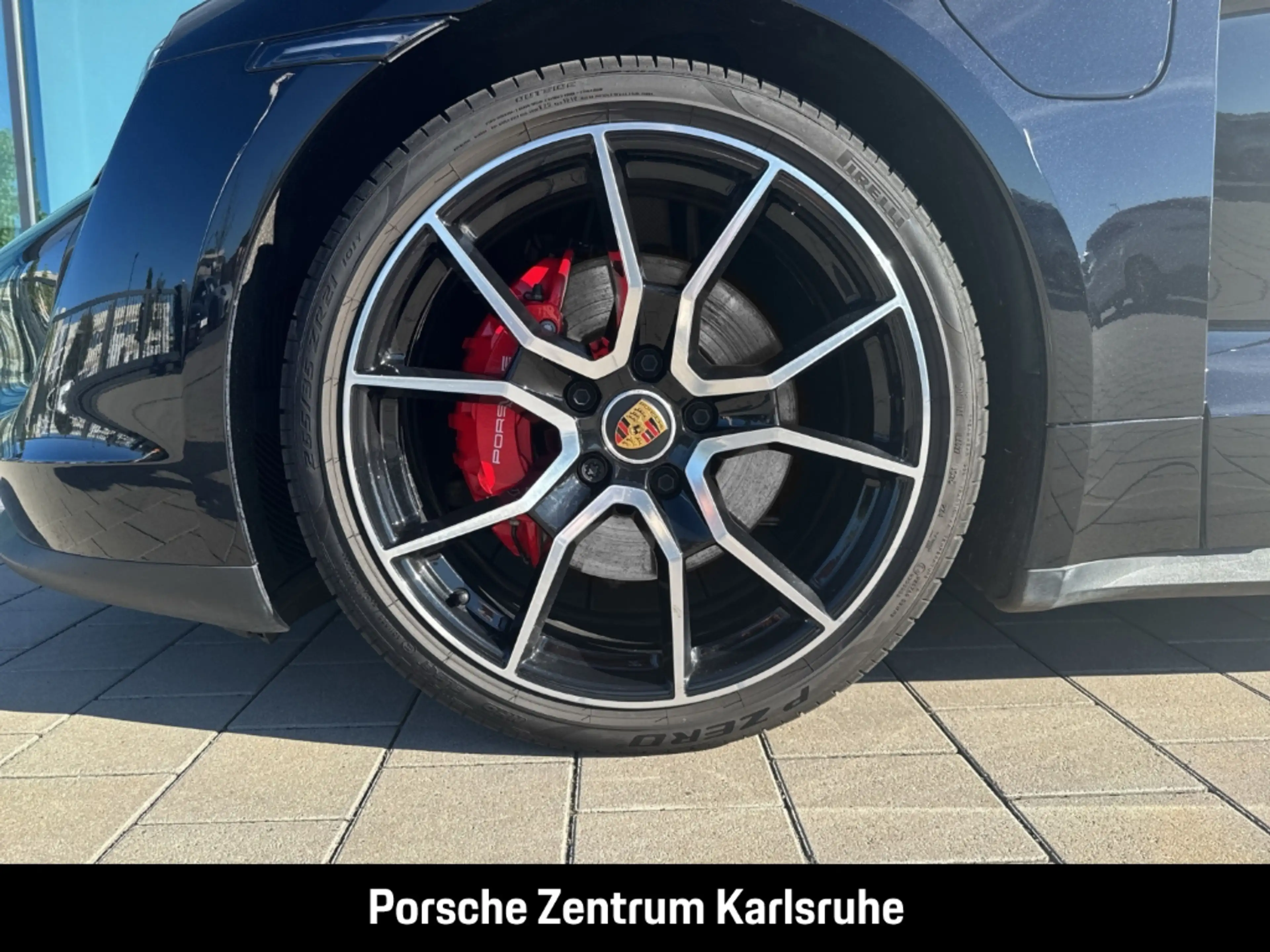 Porsche Taycan 4S Sport Turismo — photo 7