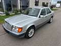 Mercedes-Benz E 200 W124 Oldtimer H-Zulassung Automatik Argent - thumbnail 1