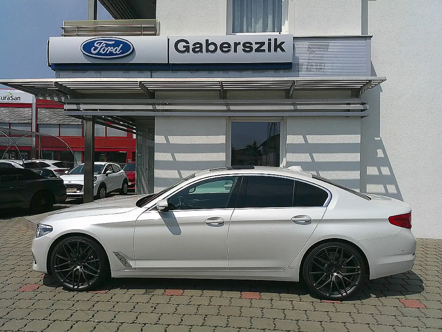 BMW 540 i Aut. Luxury Line Blanc - 2