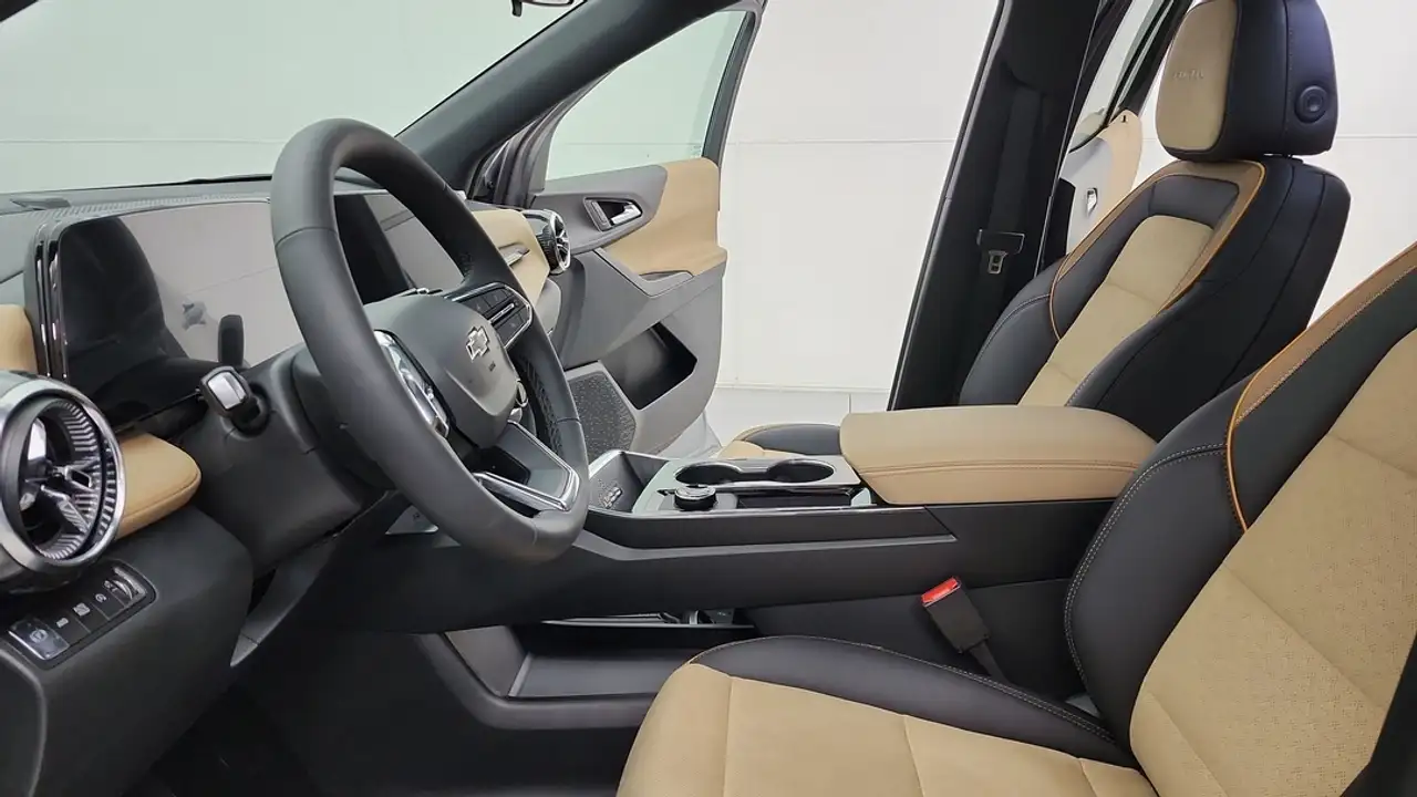 Chevrolet Equinox photo Chevrolet Equinox