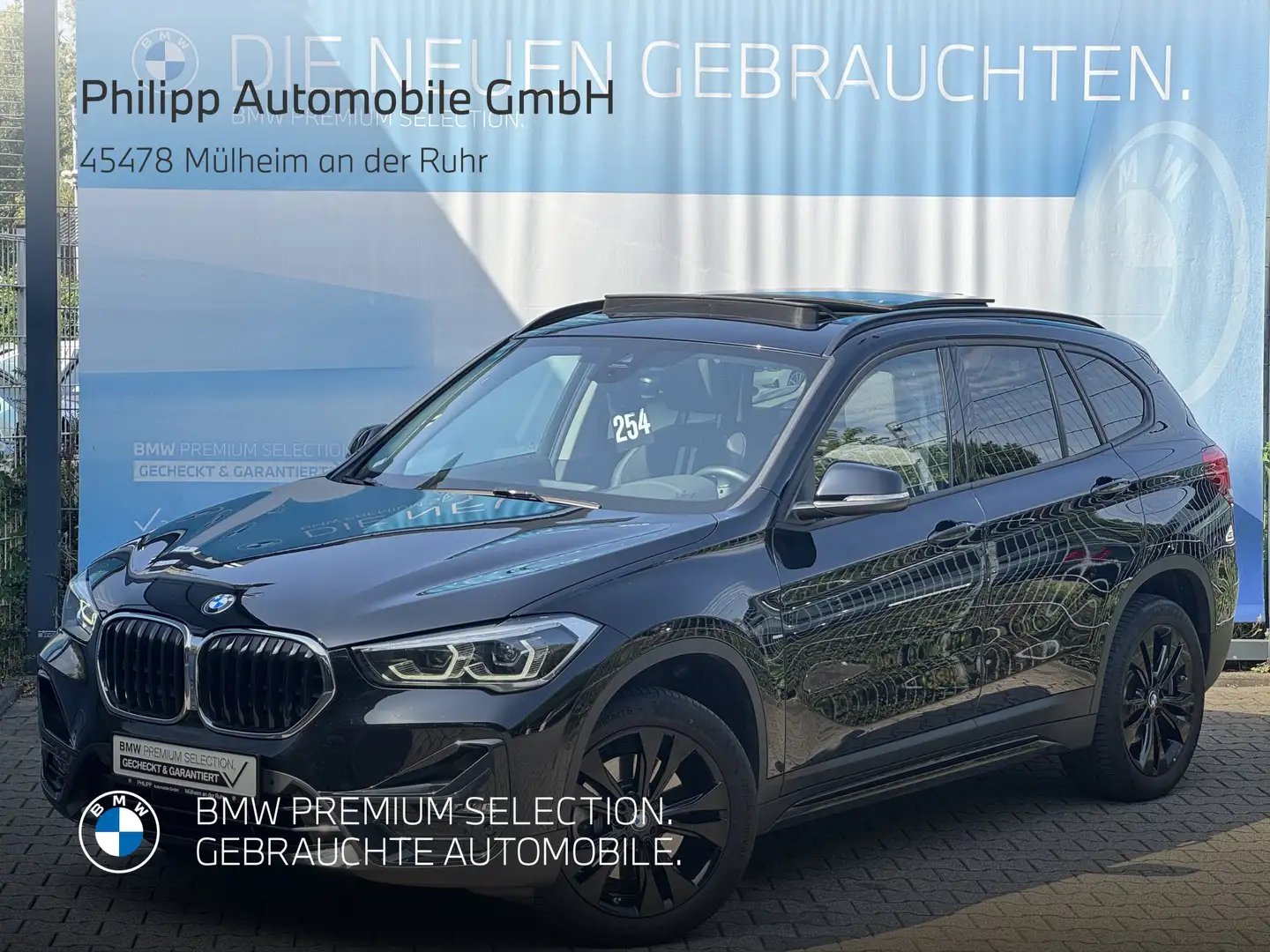 BMW X1 sDrive20d Sport Line PANO NAVI LED h&k 18" Nero - 1