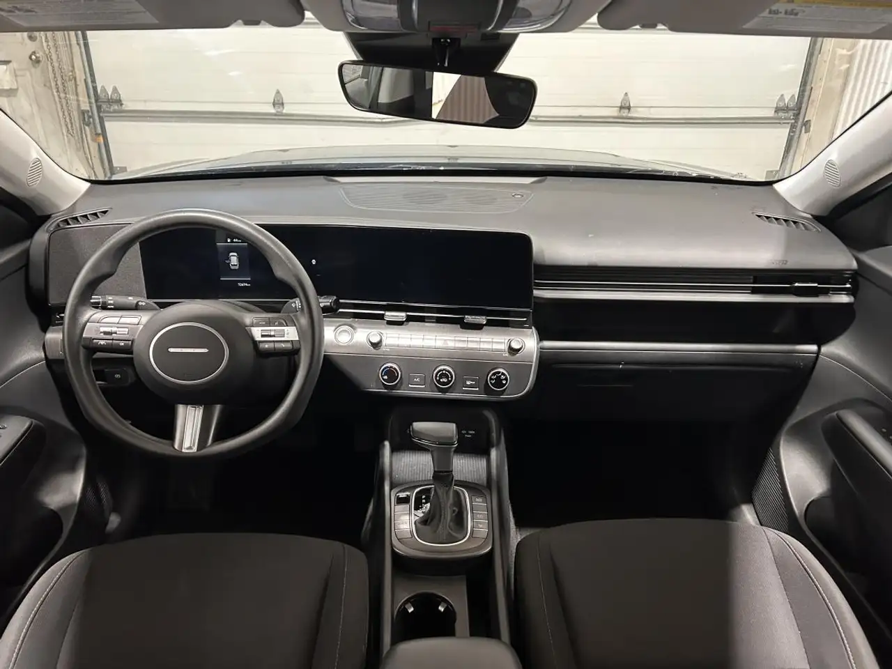 Hyundai KONA снимка Hyundai KONA