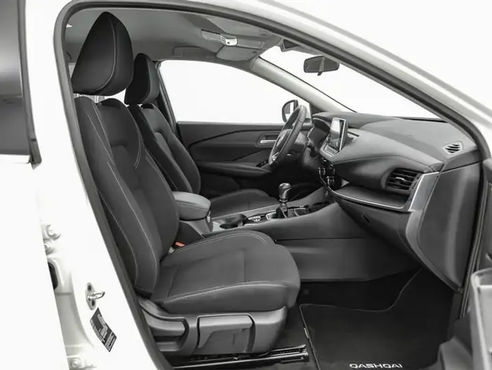 Nissan Qashqai DIG-T mHEV 4x2 Acenta (2021) 2022, foto 29