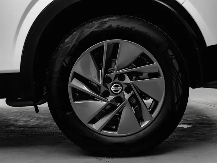 Nissan Qashqai DIG-T mHEV 4x2 Acenta (2021) 2022, foto 32