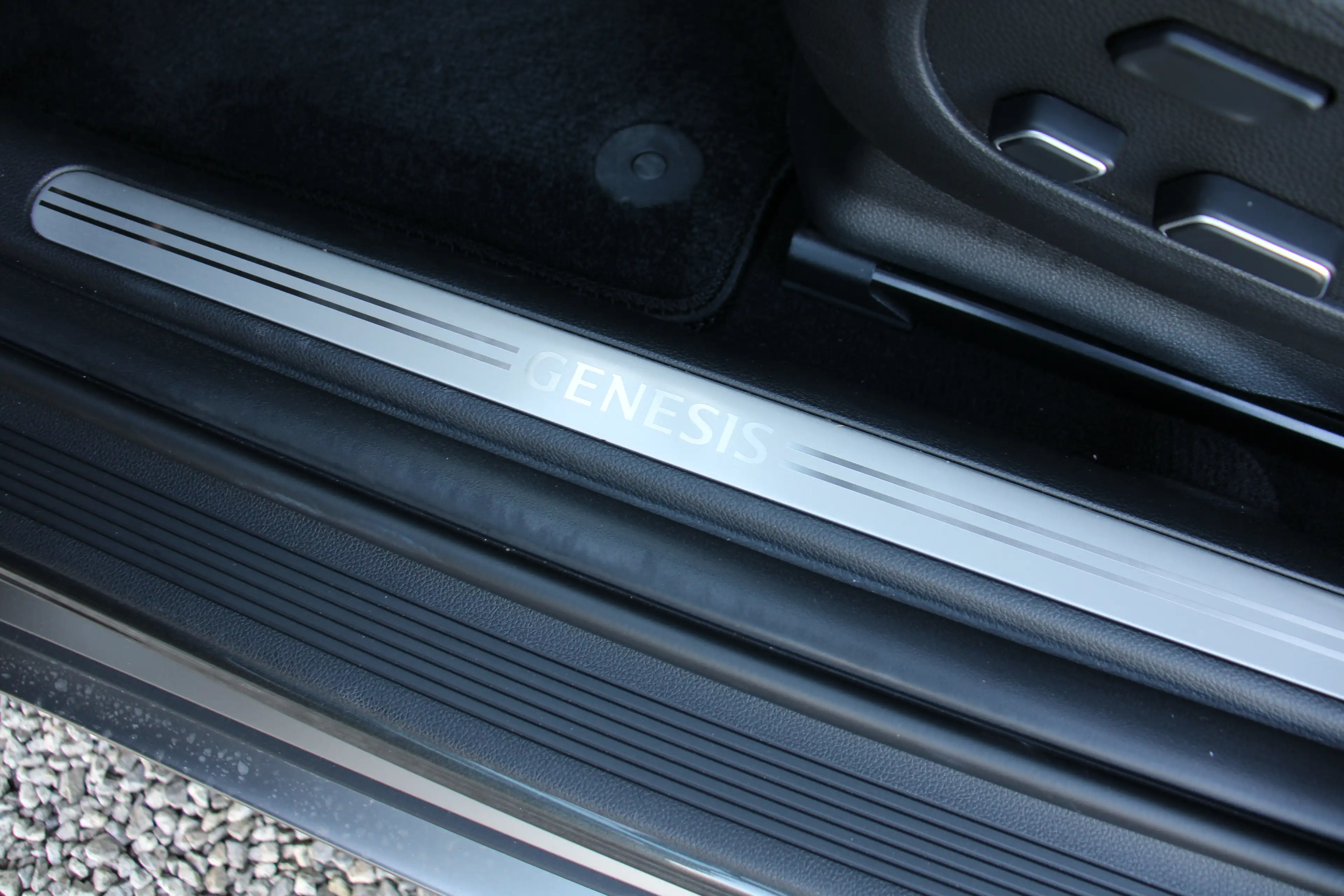 Genesis GV60 EV Dual Motor AWD Sport 318 PK *FULL OPTION* — photo 13