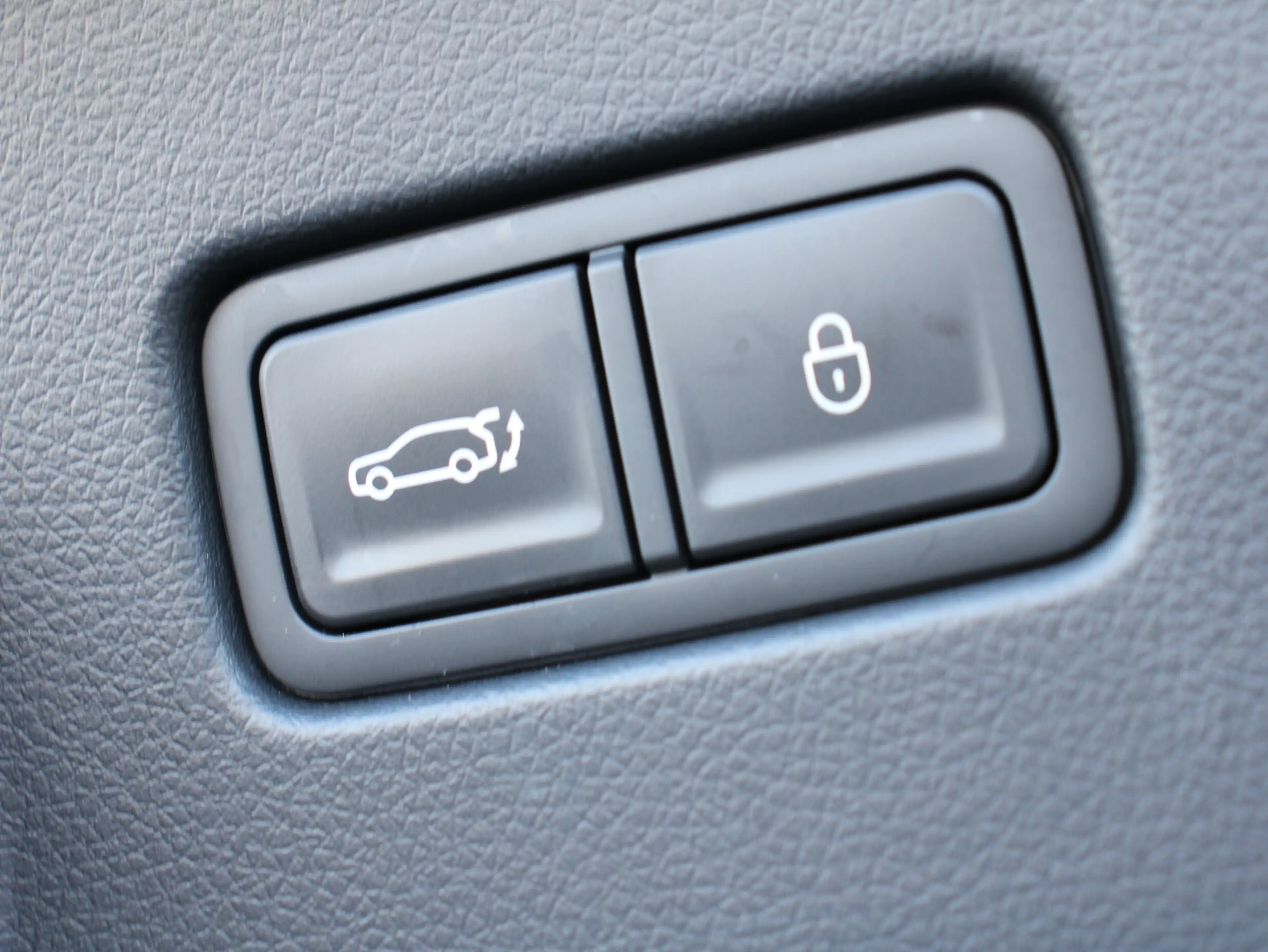 Genesis GV60 EV Dual Motor AWD Sport 318 PK *FULL OPTION* — photo 10