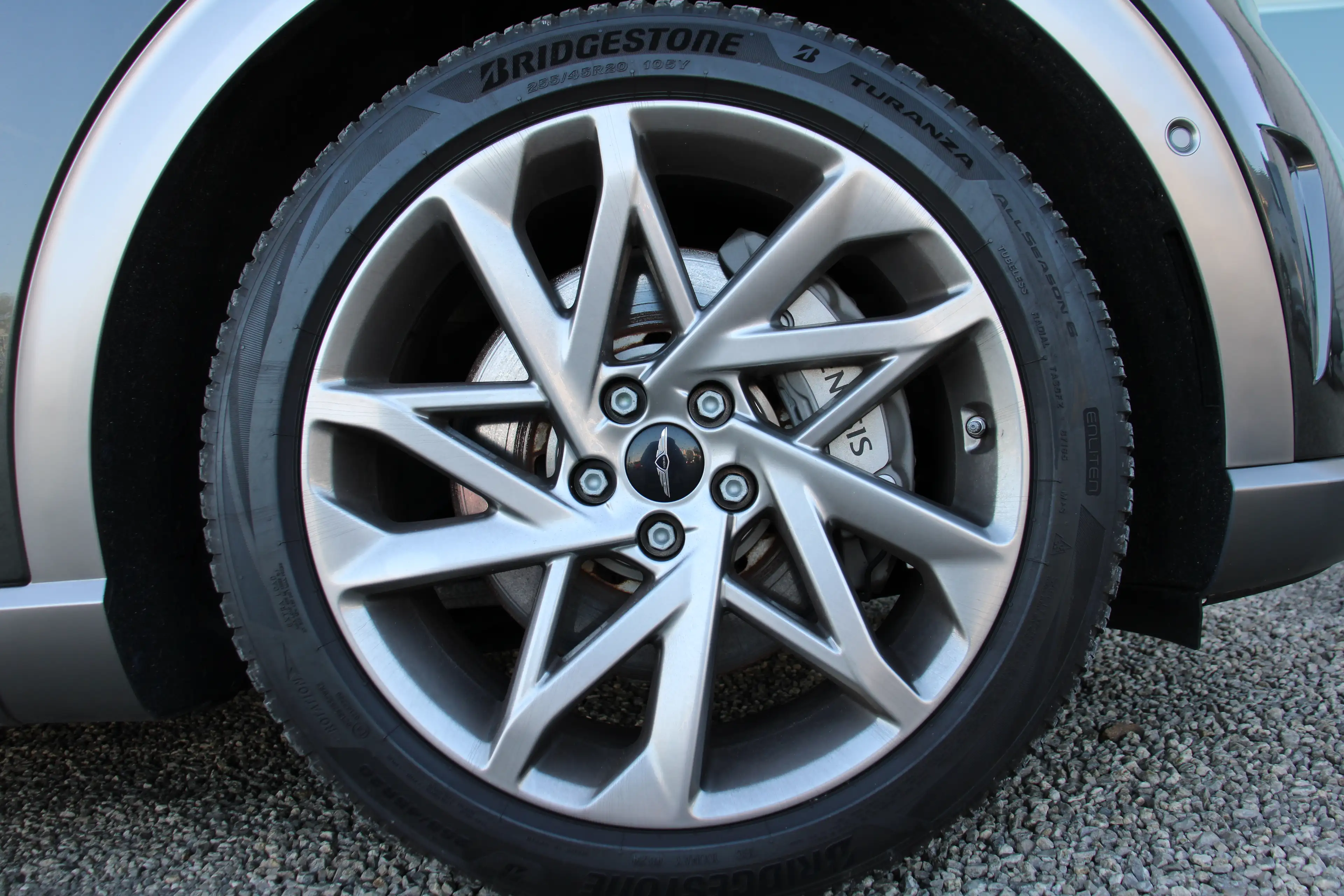 Genesis GV60 EV Dual Motor AWD Sport 318 PK *FULL OPTION* — photo 4