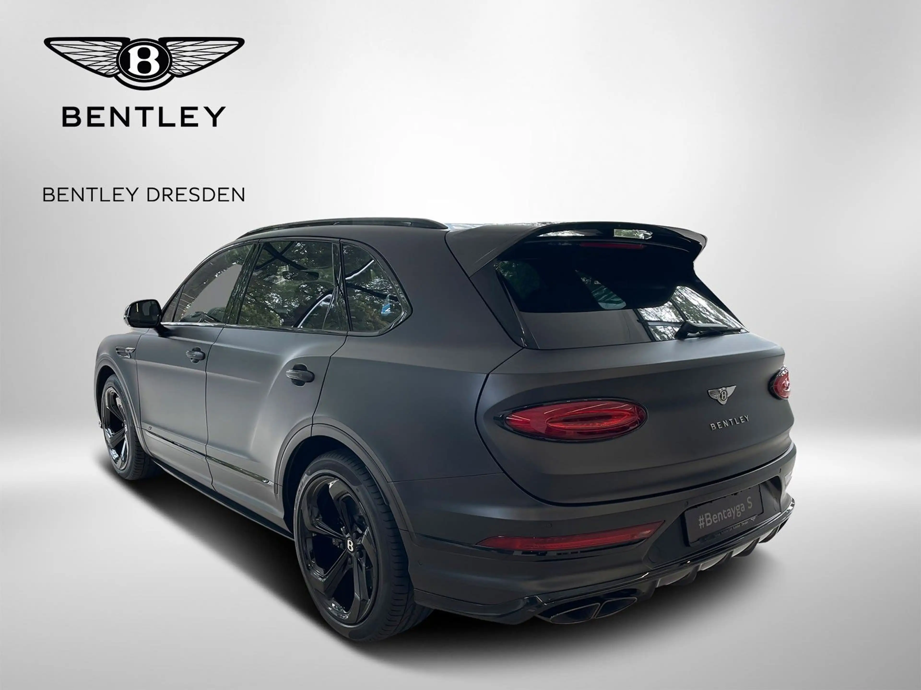 Bentley Bentayga 4.0 V8 S 4WD — photo 3