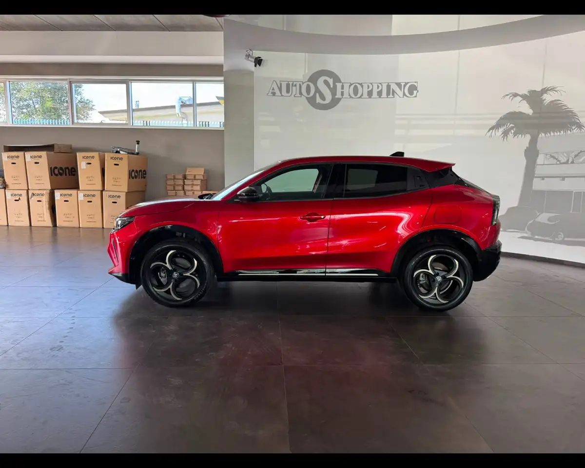 Alfa Romeo Junior 2025