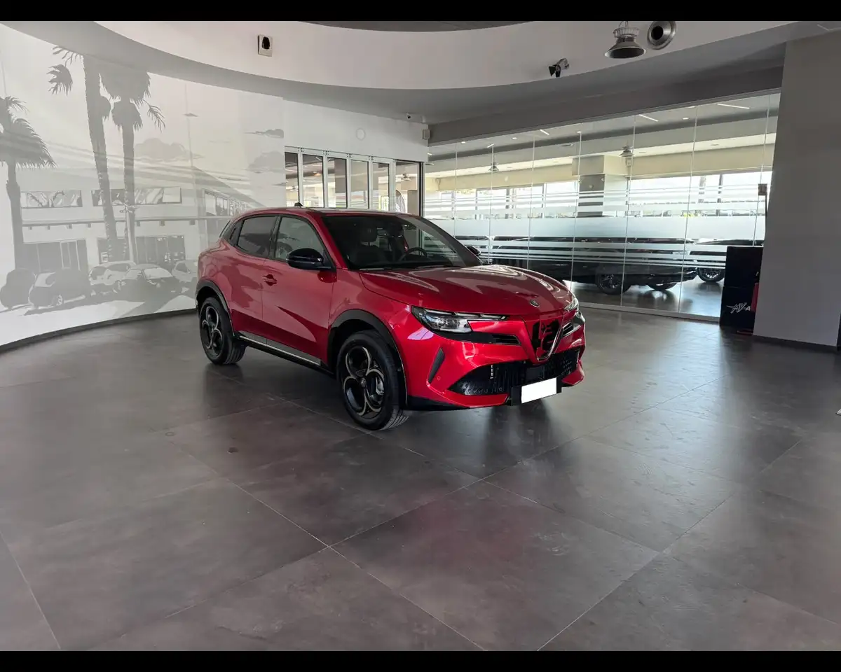 Alfa Romeo Junior 2025
