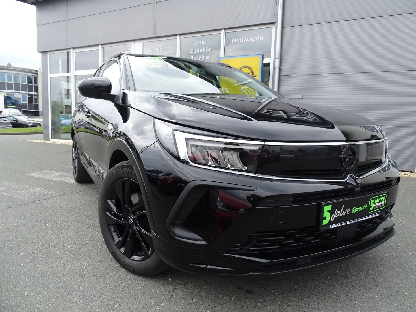 Opel Grandland 1.2 Turbo GS LINE *Navi*LED*DAB*PDC Zwart - 2