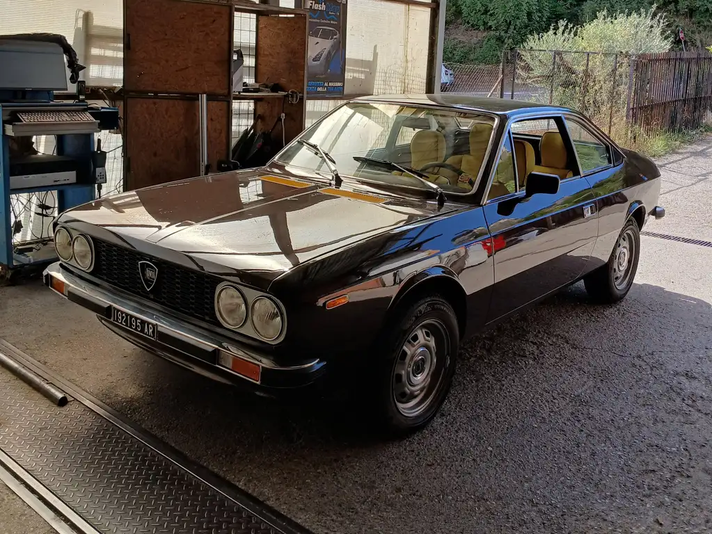 Lancia Beta 1977 из Европы — купить под ключ