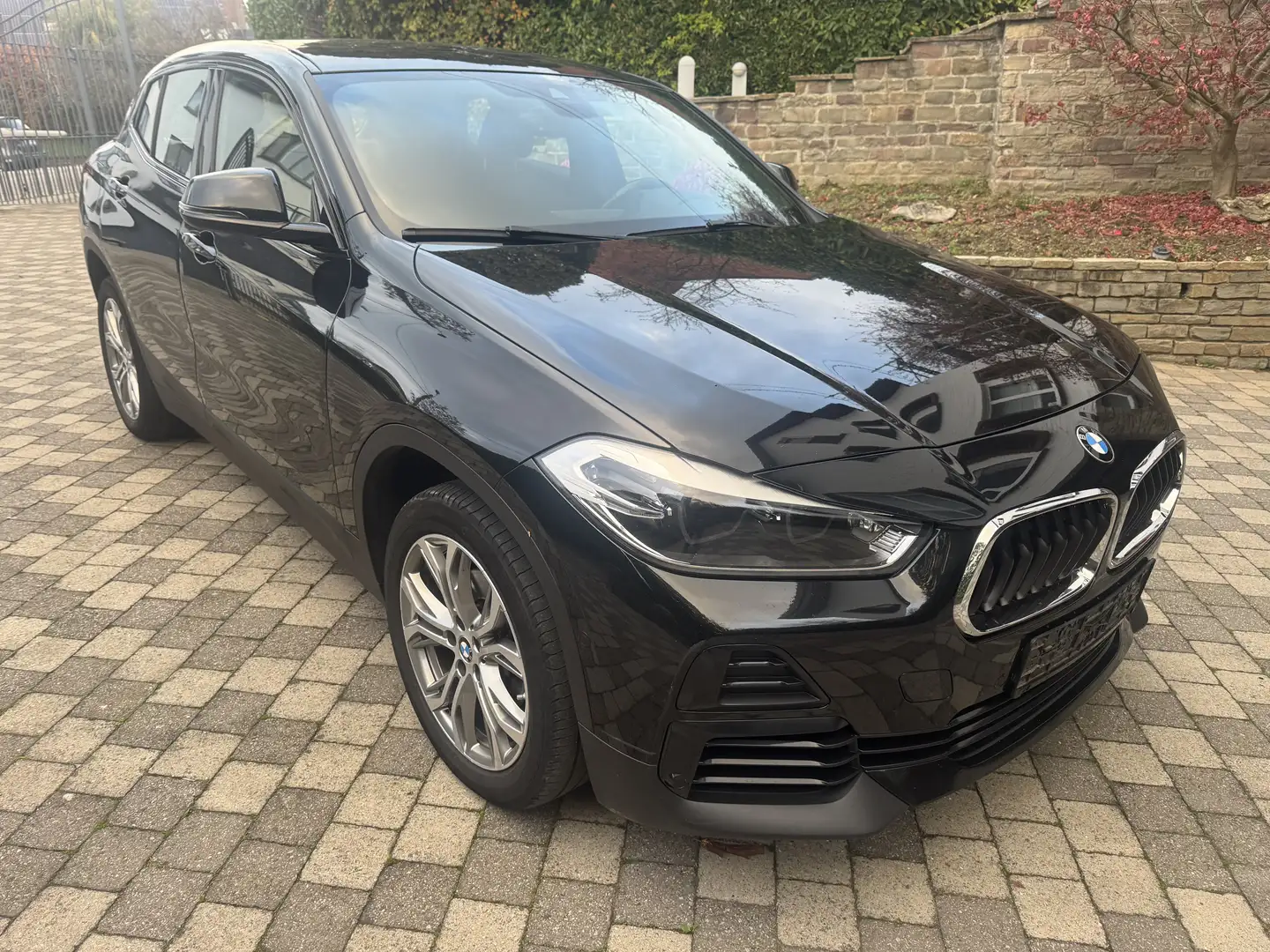 BMW X2 2.0 dA sDrive18 Чёрный - 1