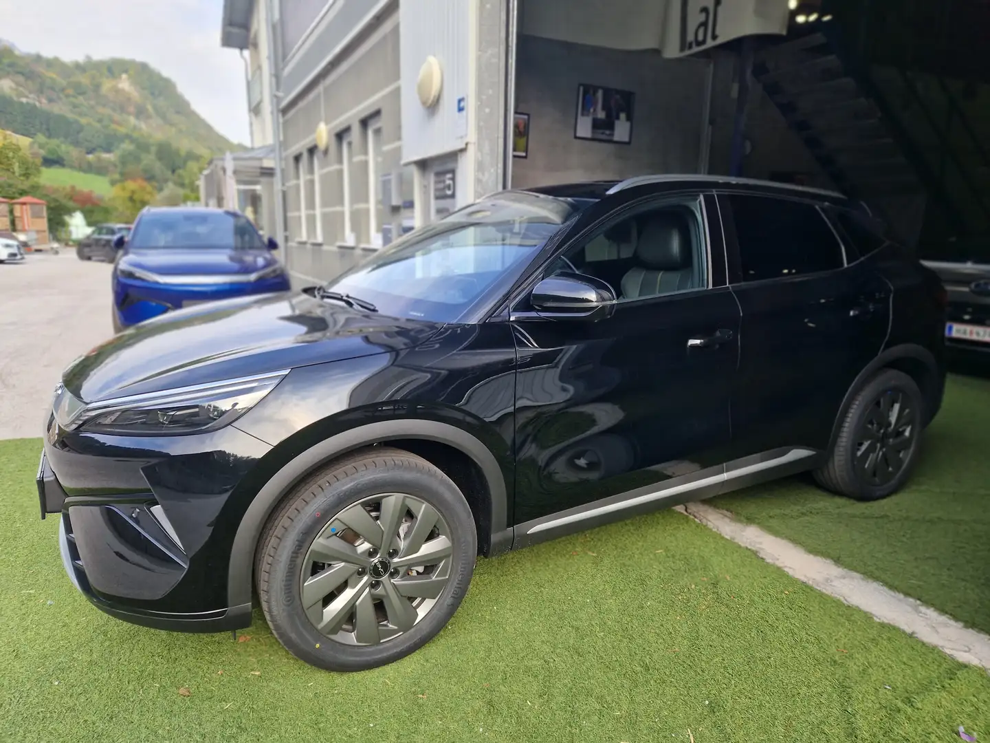 BYD Atto 3 Atto3 Evo 74,8 kWh Excellence. Status: in Anlieferung 2.Okt. Listenwert: 46.740 Schwarz - 1