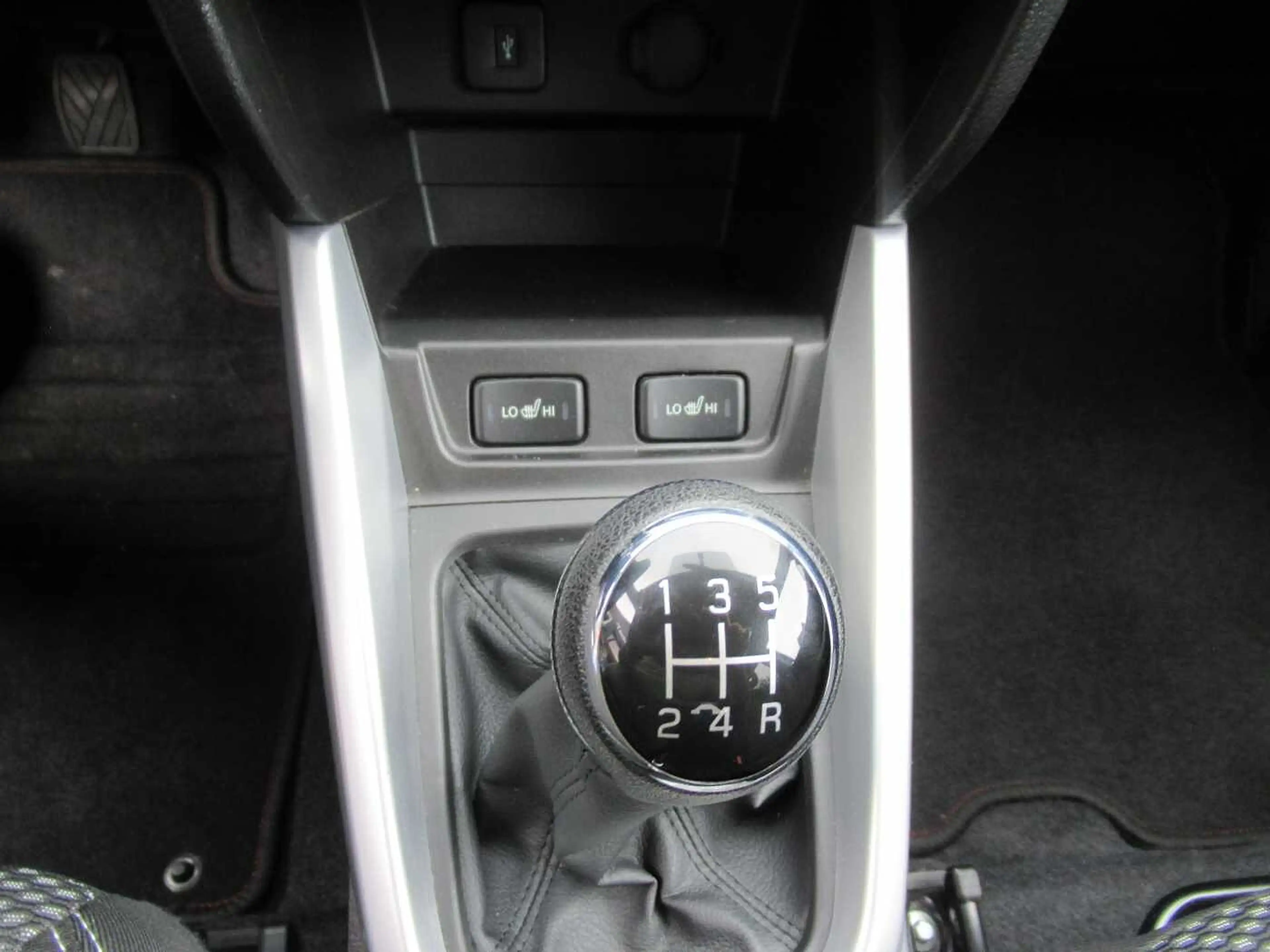 Suzuki Vitara 1.6 Comfort — photo 13
