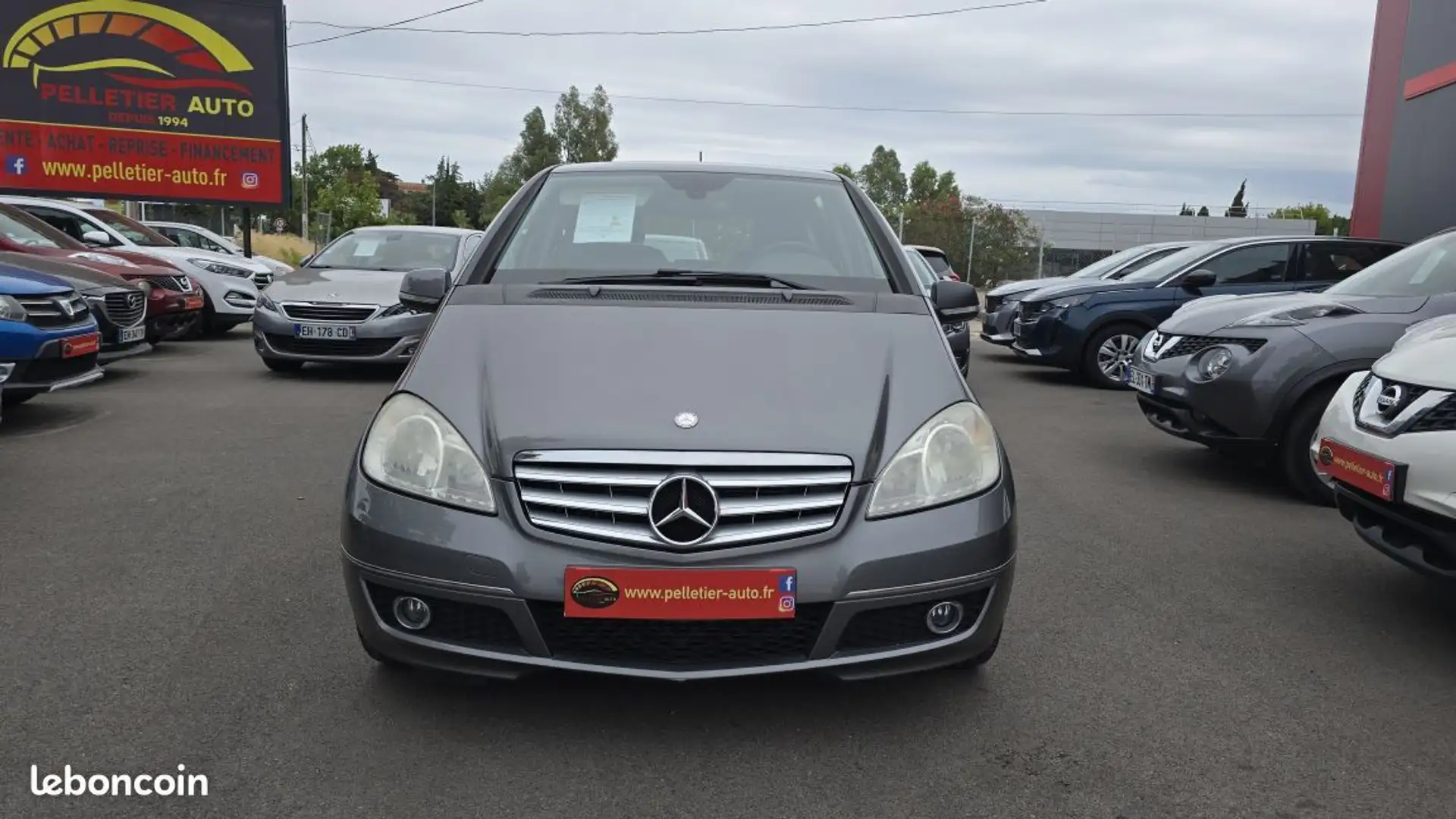 Mercedes-Benz A 180 Mercedes 180 CDI Avantgarde Autotronic CVT Gris - 2