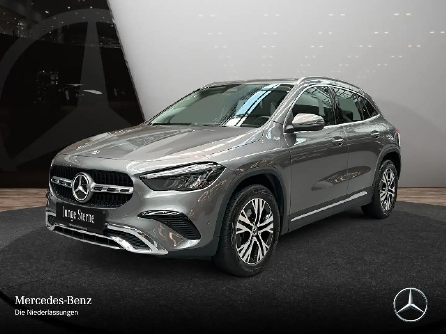 Mercedes-Benz GLA 180 PROGRESSIVE+AHK+LED+KAMERA+7G Gris - 2