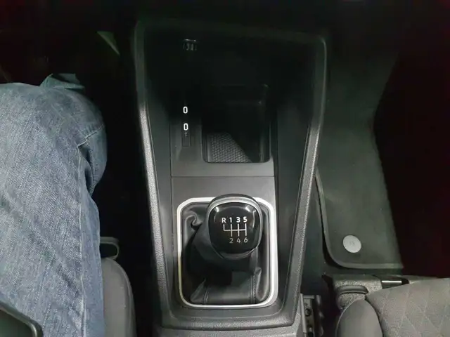 Volkswagen Caddy view 10