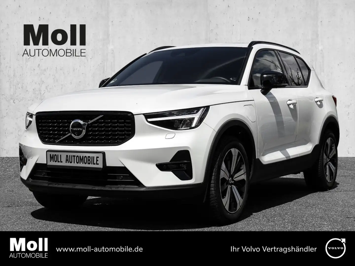 Volvo XC40 Ultimate Dark Recharge Plug-In Hybrid 2WD T5 Twin Weiß - 1