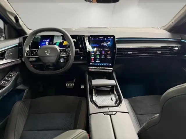 Renault Rafale view 11