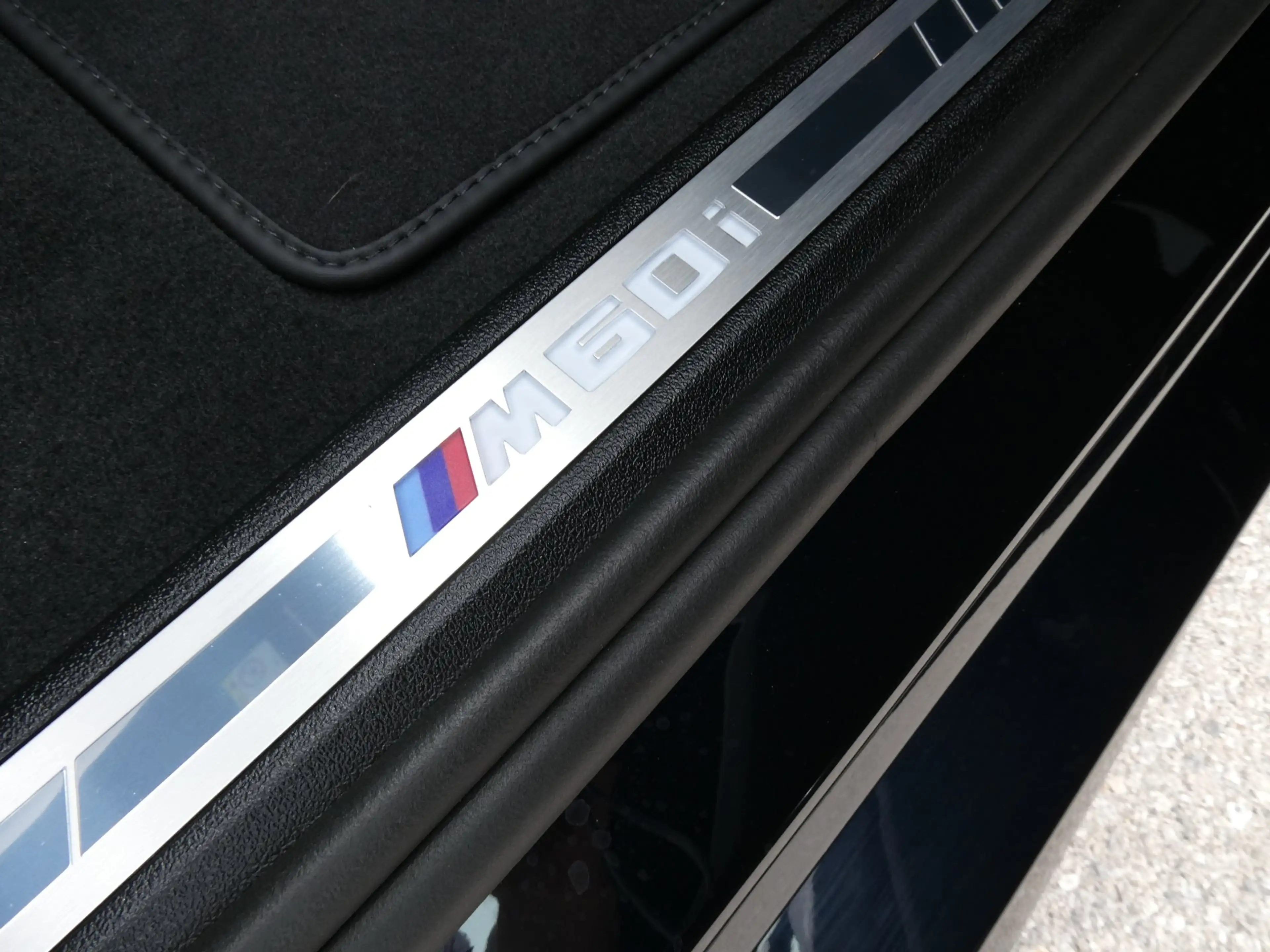 BMW X6 M60i xDrive M-Sportpaket — photo 8