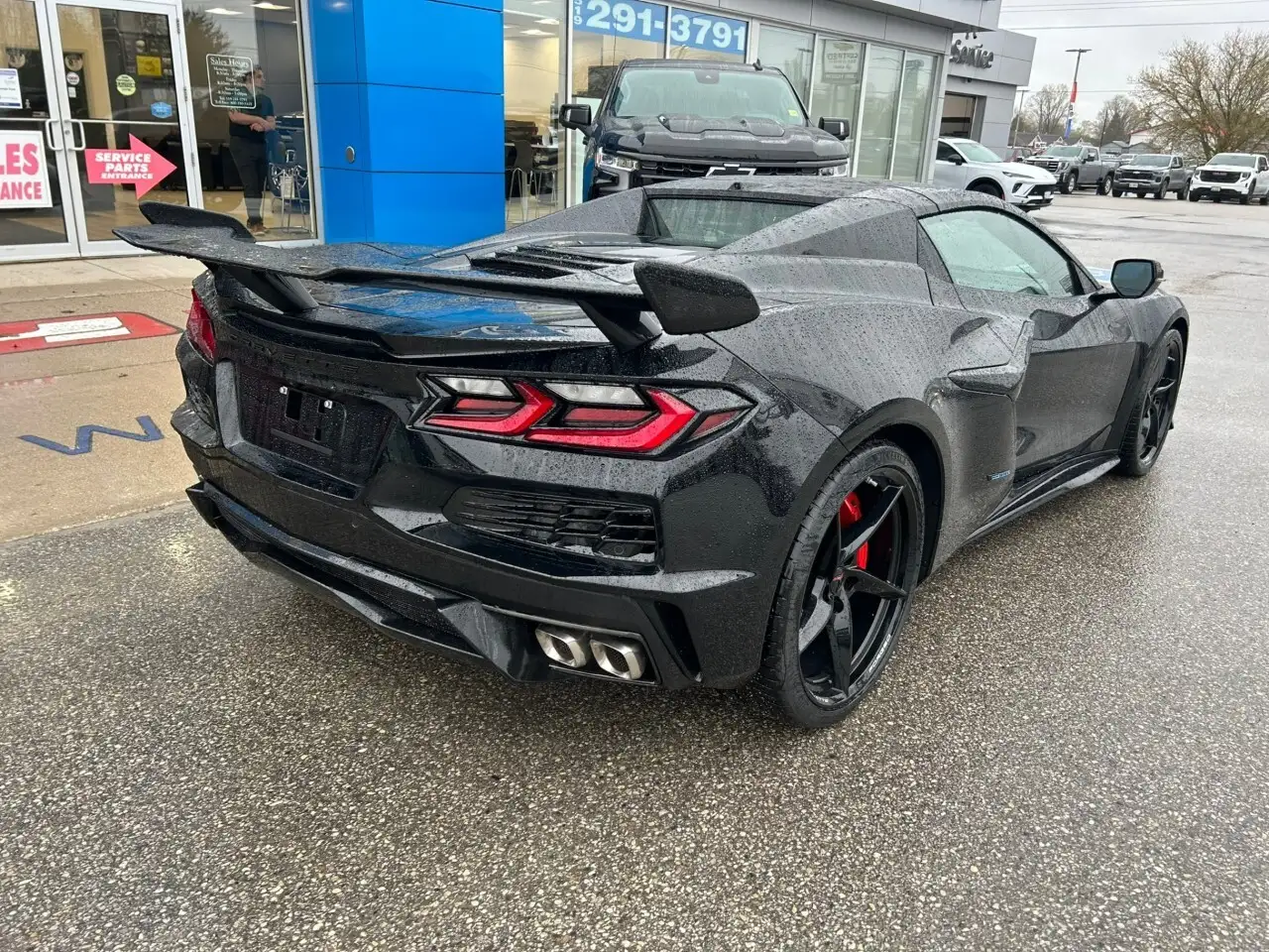 Chevrolet Corvette снимка Chevrolet Corvette